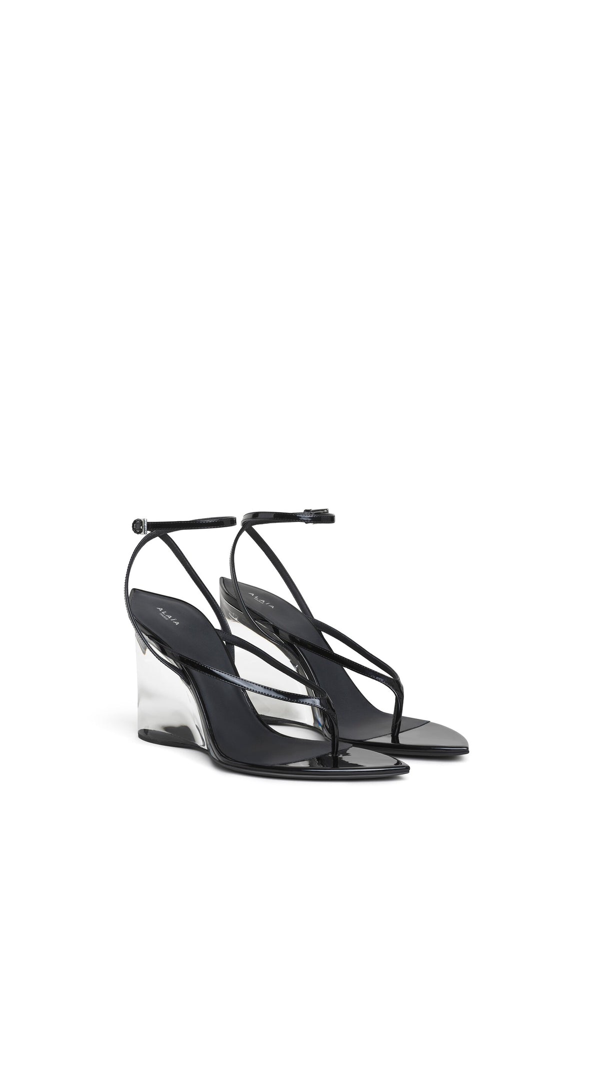 Alaïa Invisible Thong Sandals In Patent Calfskin