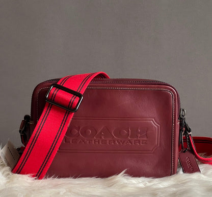 Club De Mode Coach Charter Crossbody 24 With Coach Badge