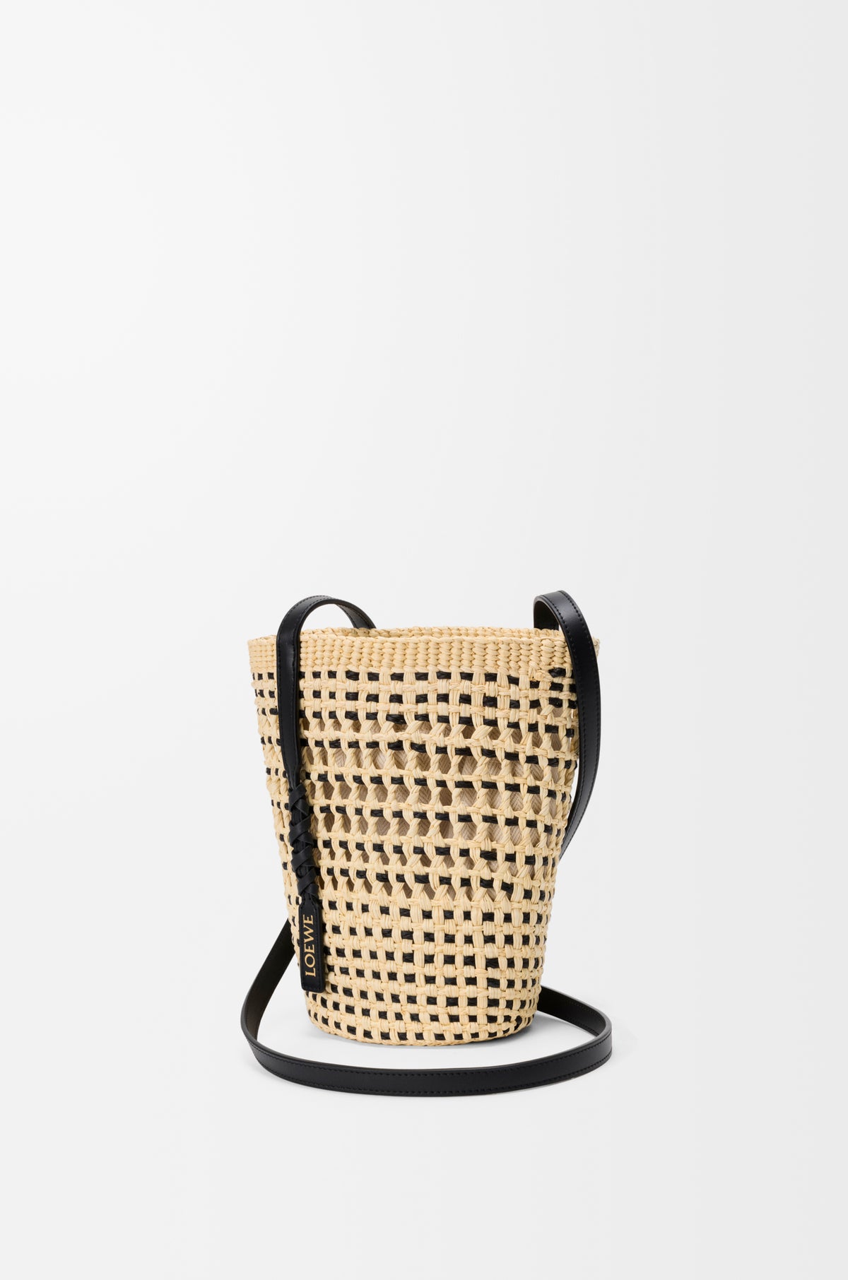 Loewe Braid pocket in iraca palm and calfskin