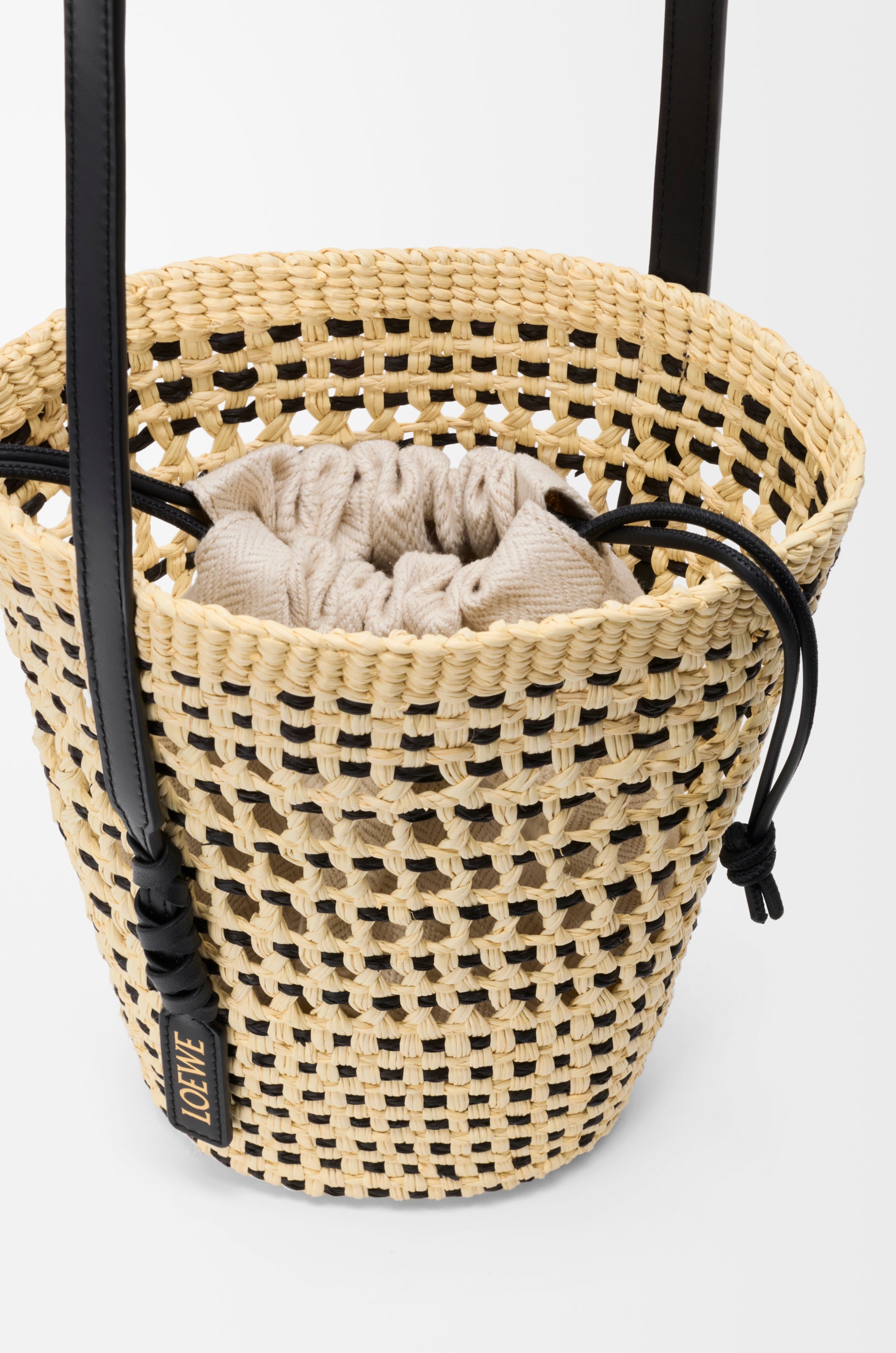 Loewe Braid pocket in iraca palm and calfskin