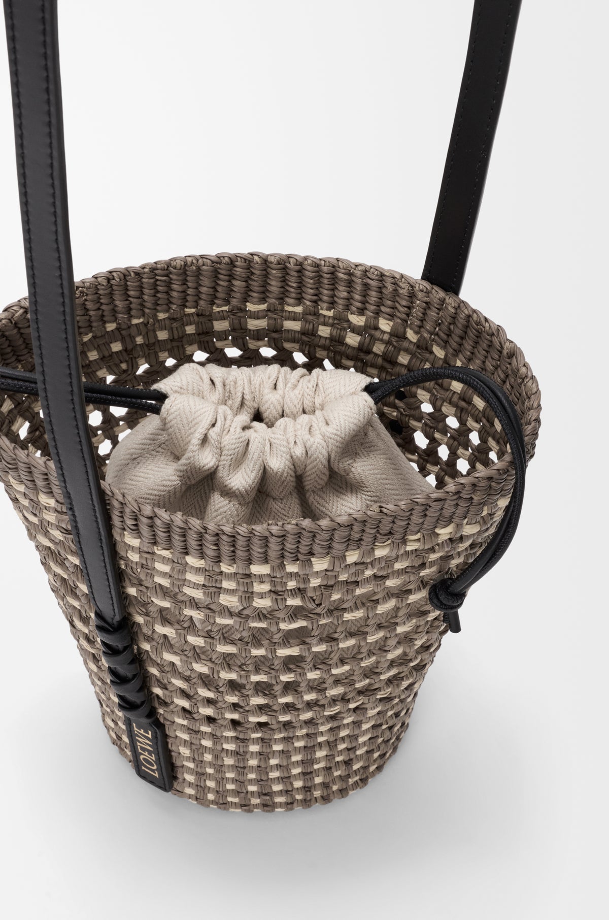Loewe Braid pocket in iraca palm and calfskin