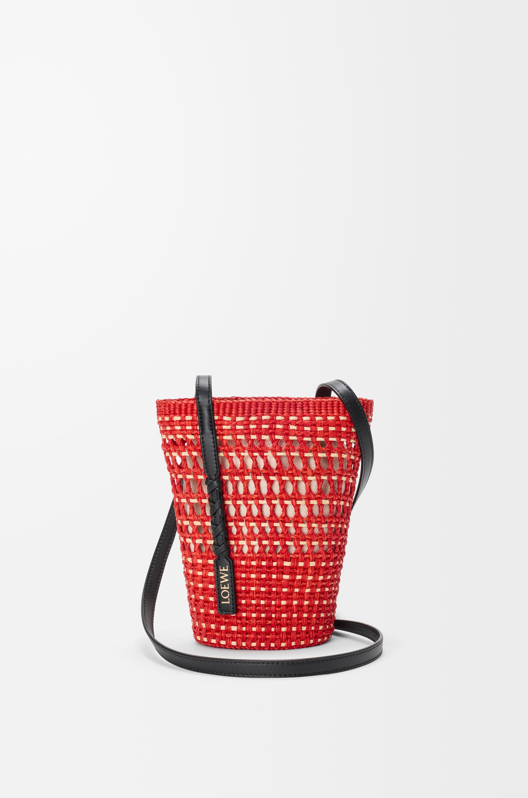 Loewe Braid pocket in iraca palm and calfskin