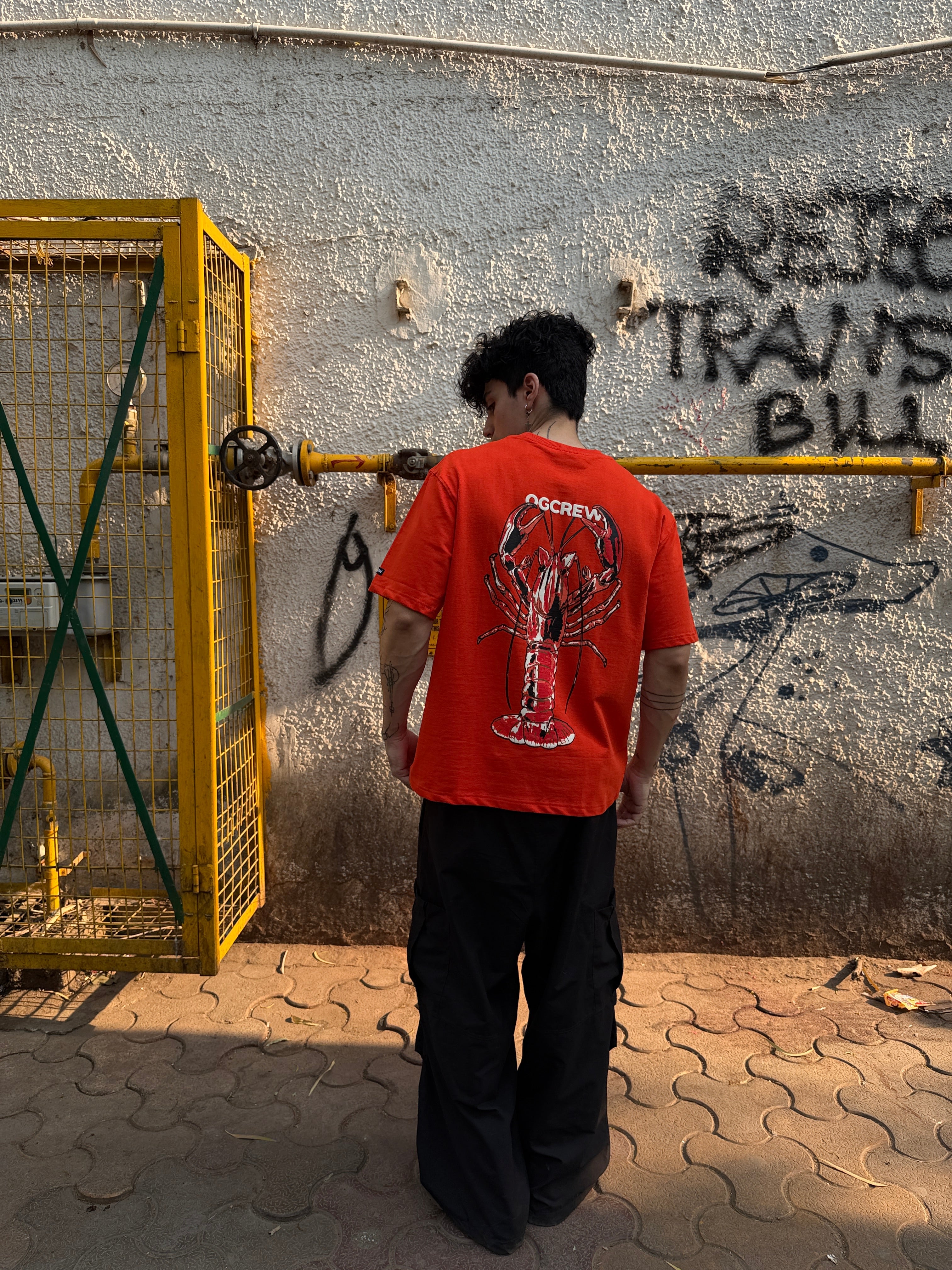 ORANGE LOBSTERS T-SHIRT
