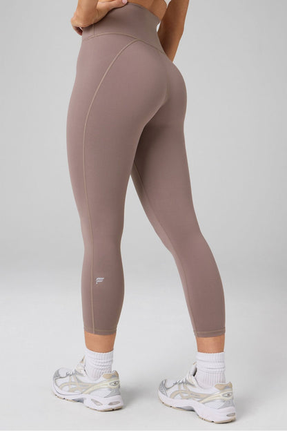 Fabletics Define Capri 22"