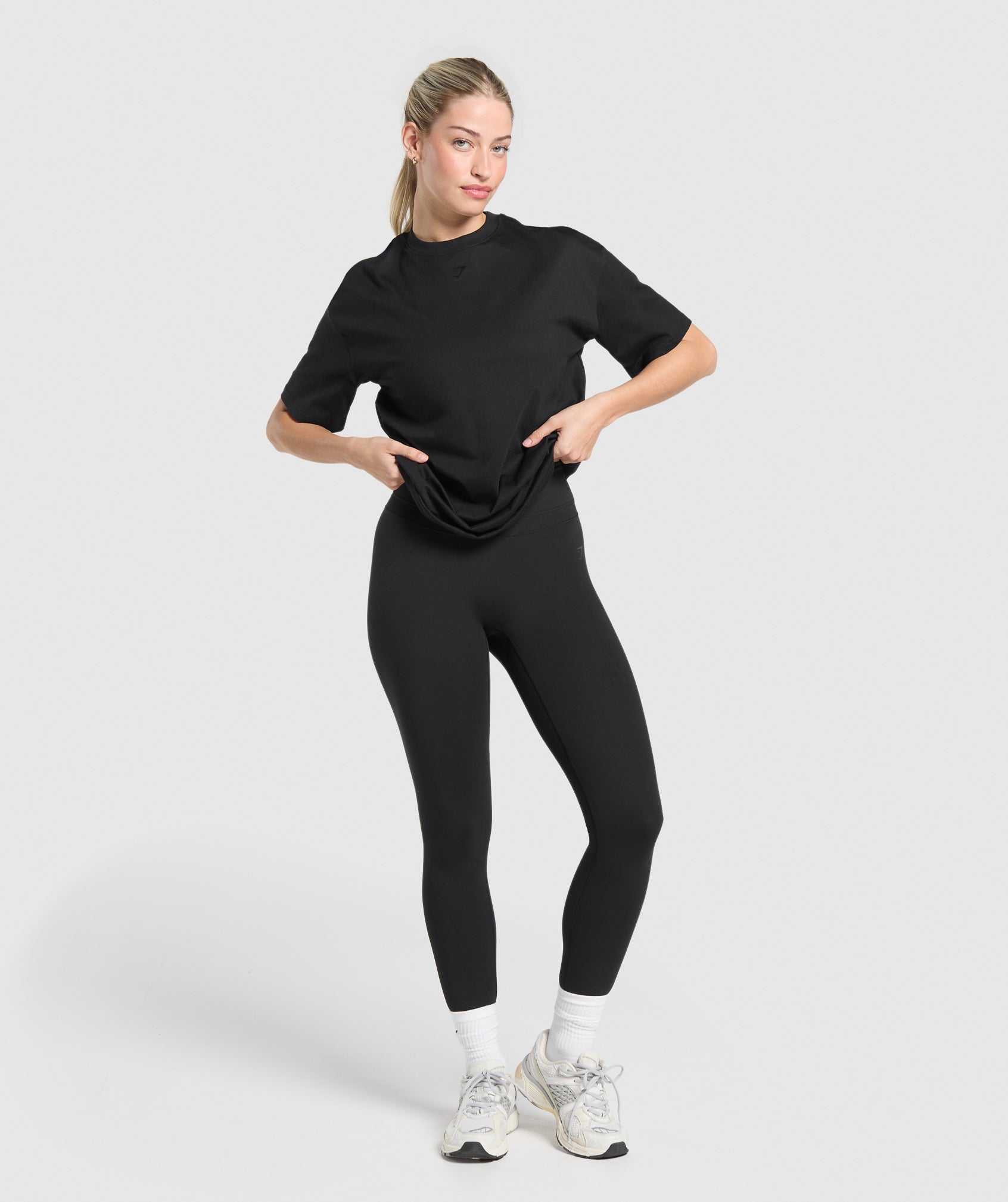 Women's Gymshark Campus Classics Graphic T-Shirt Black
