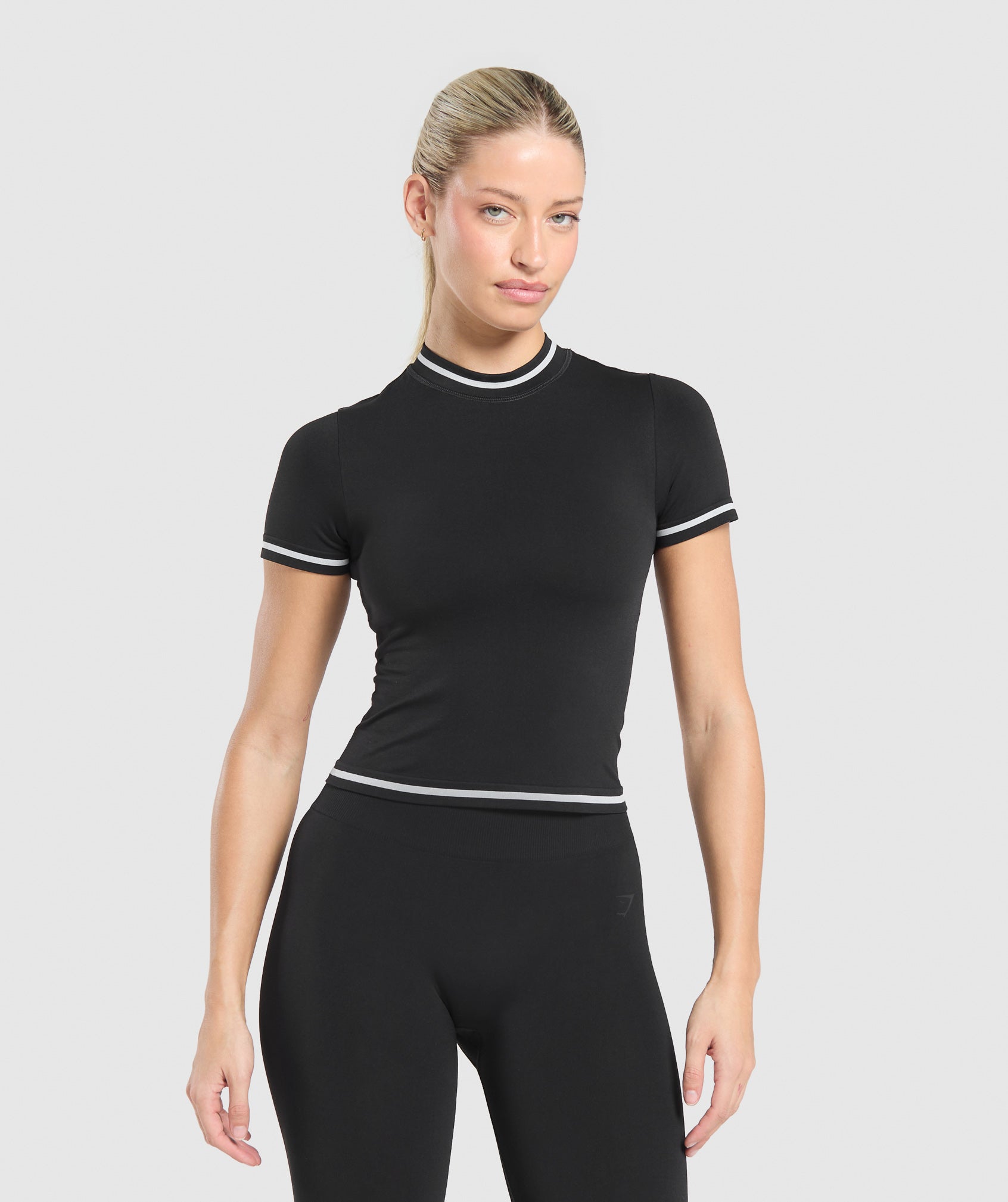 Women's Gymshark Contrast Seamless Midi Tee Black