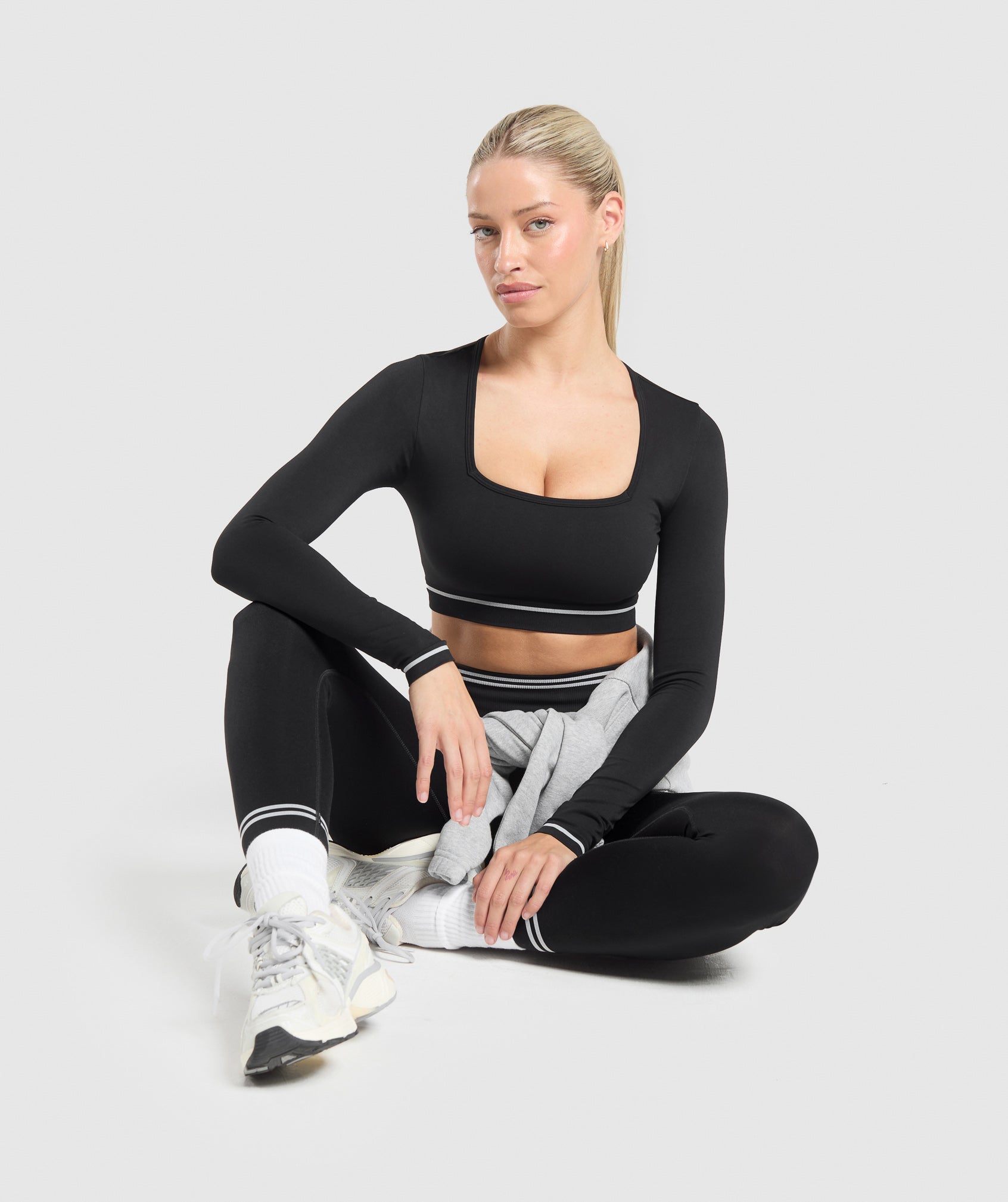 Women's Gymshark Contrast Seamless Crop Top Black