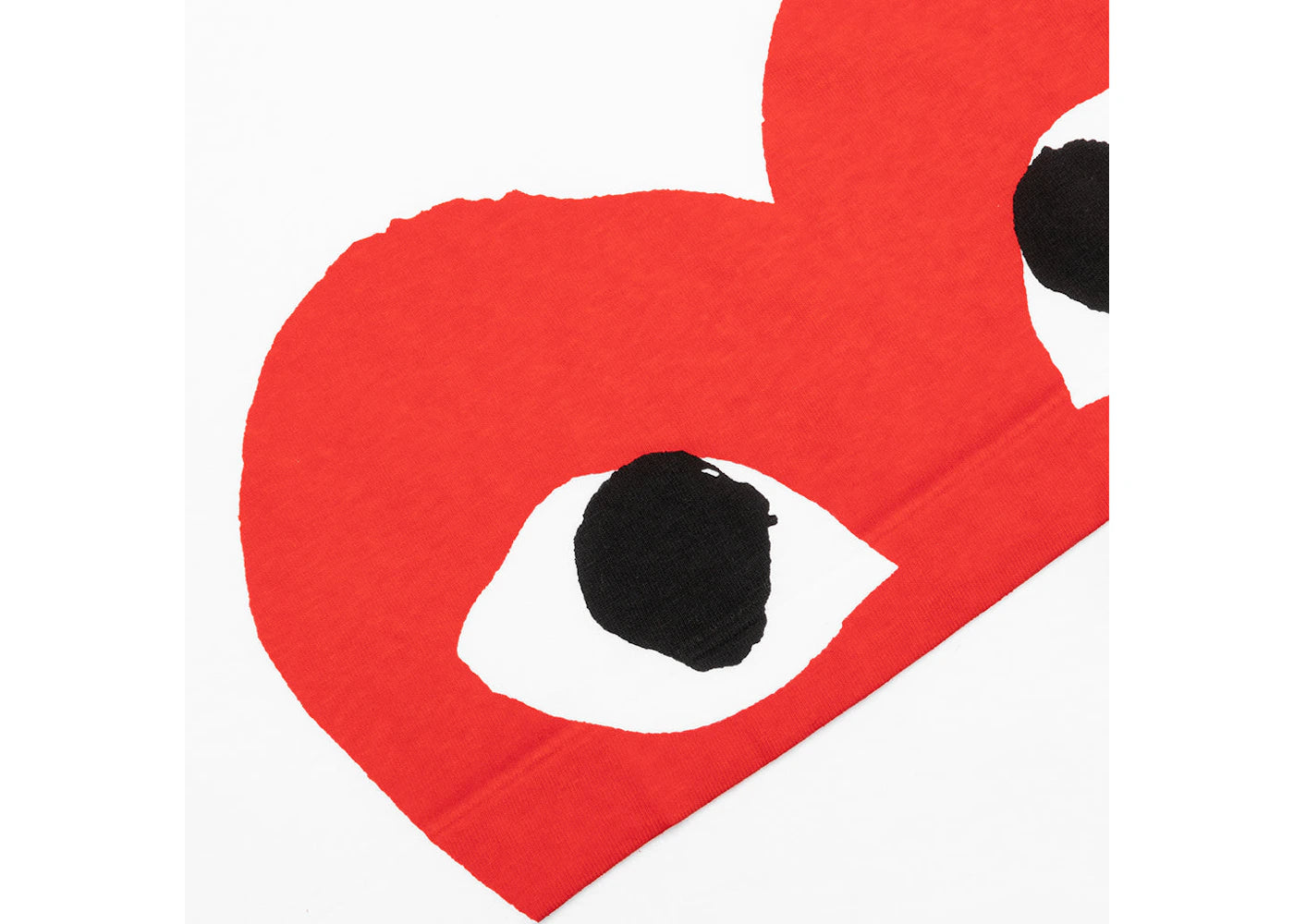 comme des garcons play women's red half heart t-shirt white