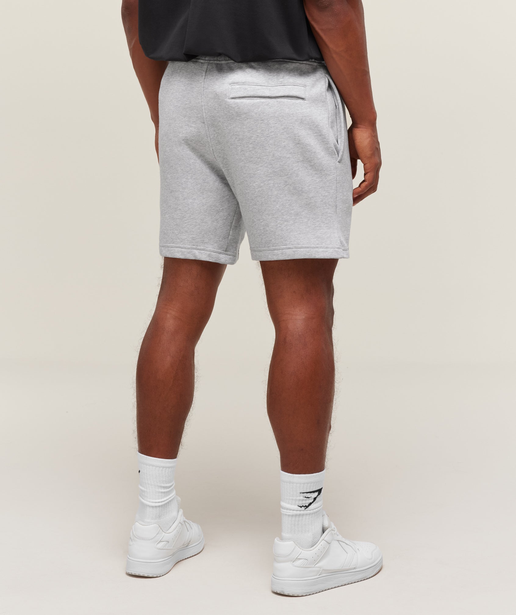 Gymshark Crest 7" Shorts Light Grey Marl