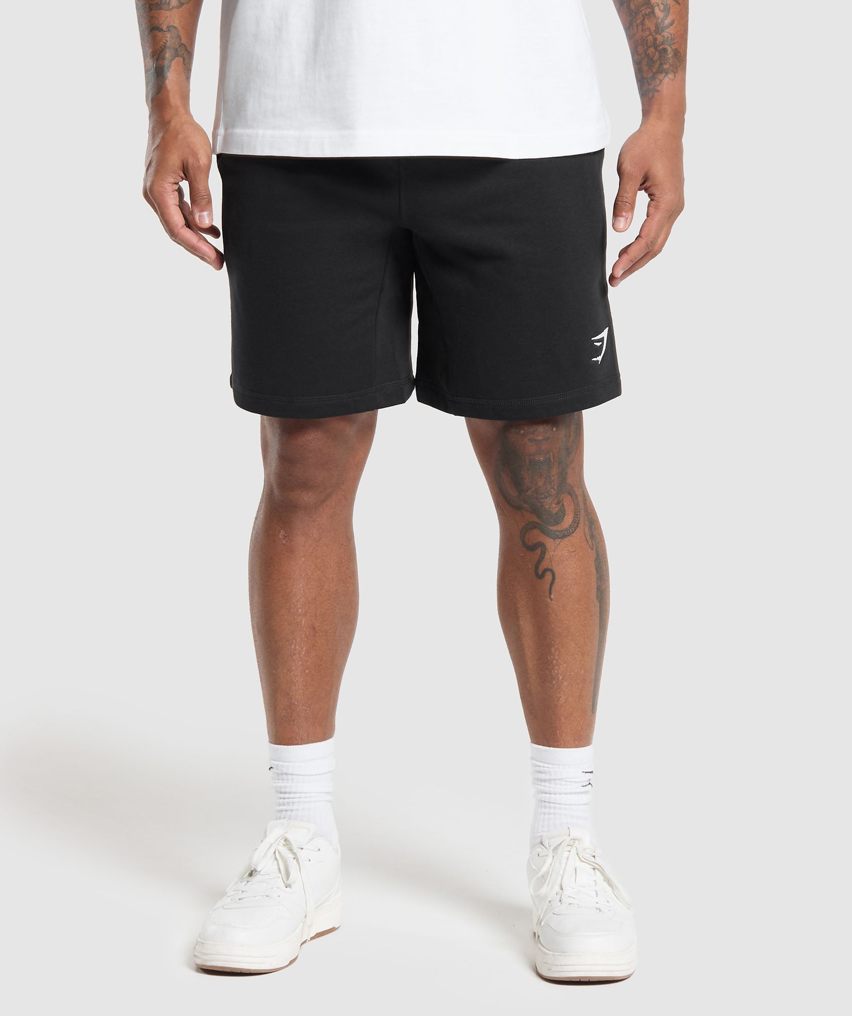 Gymshark Crest 9" Shorts Black
