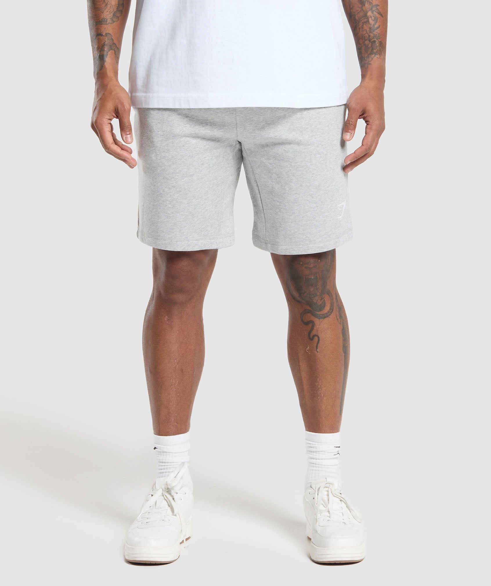 Gymshark Crest 9" Shorts Light Grey Marl