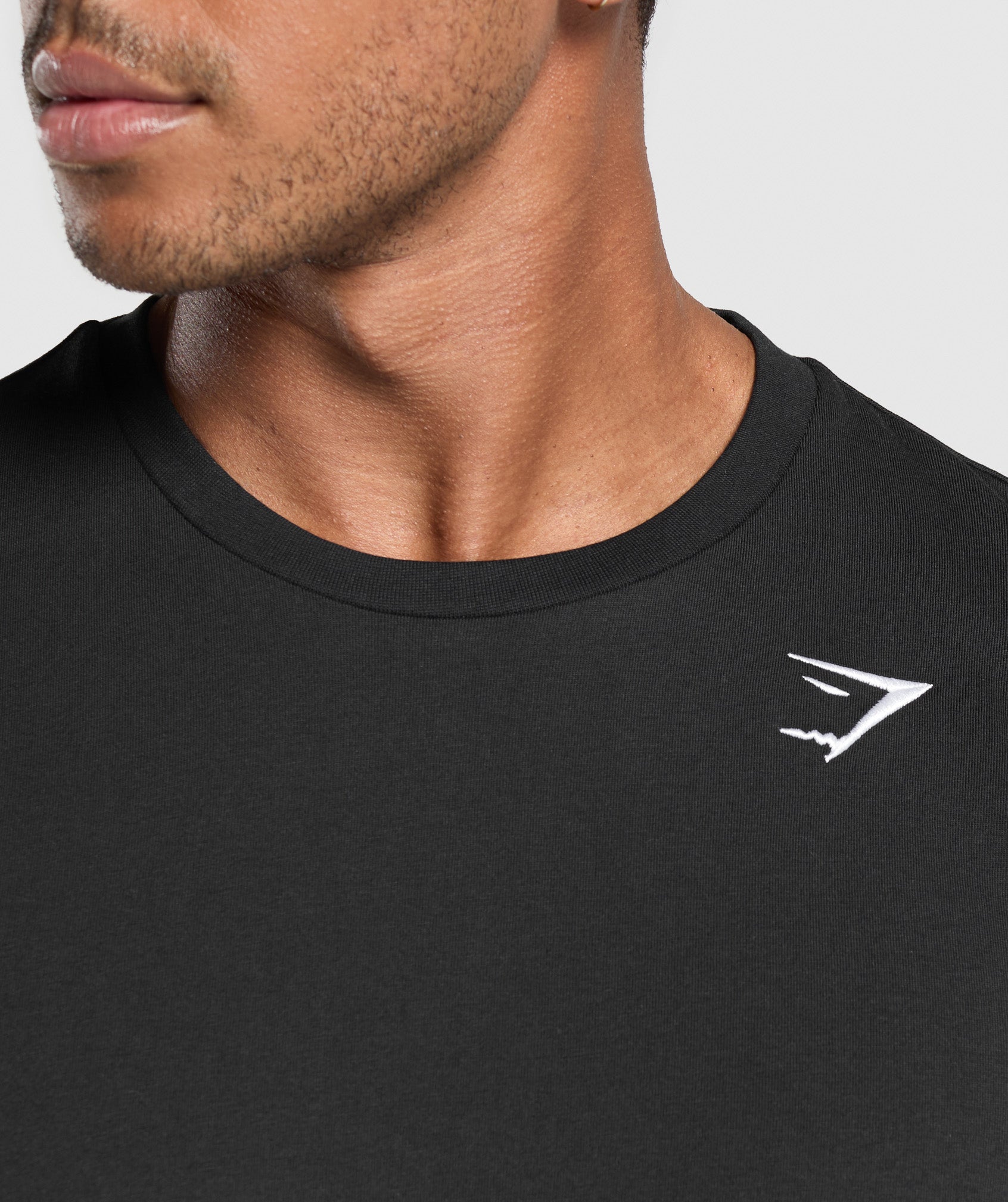 Gymshark Crest Long Sleeve T-Shirt Black