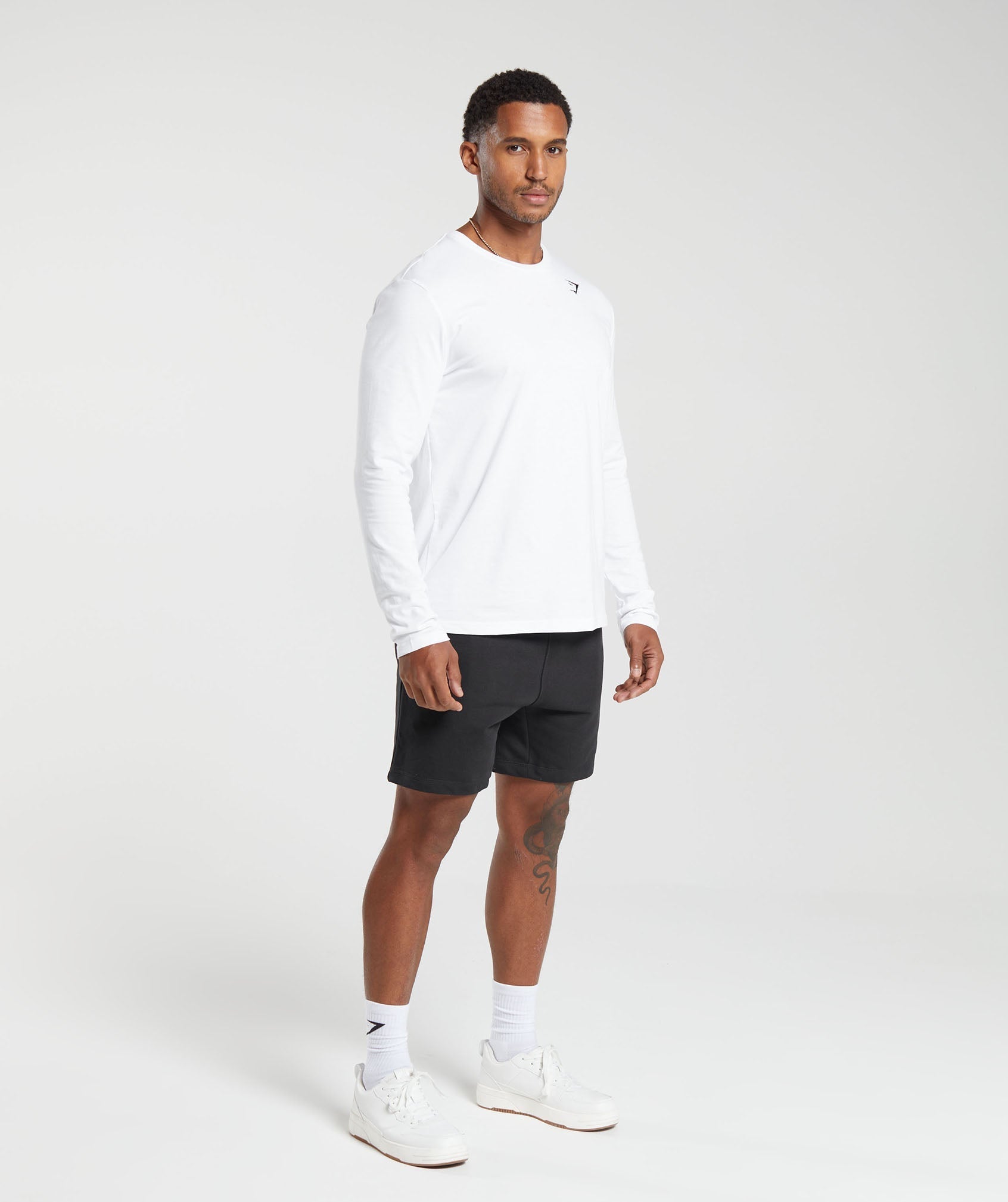 Gymshark Crest Long Sleeve T-Shirt White