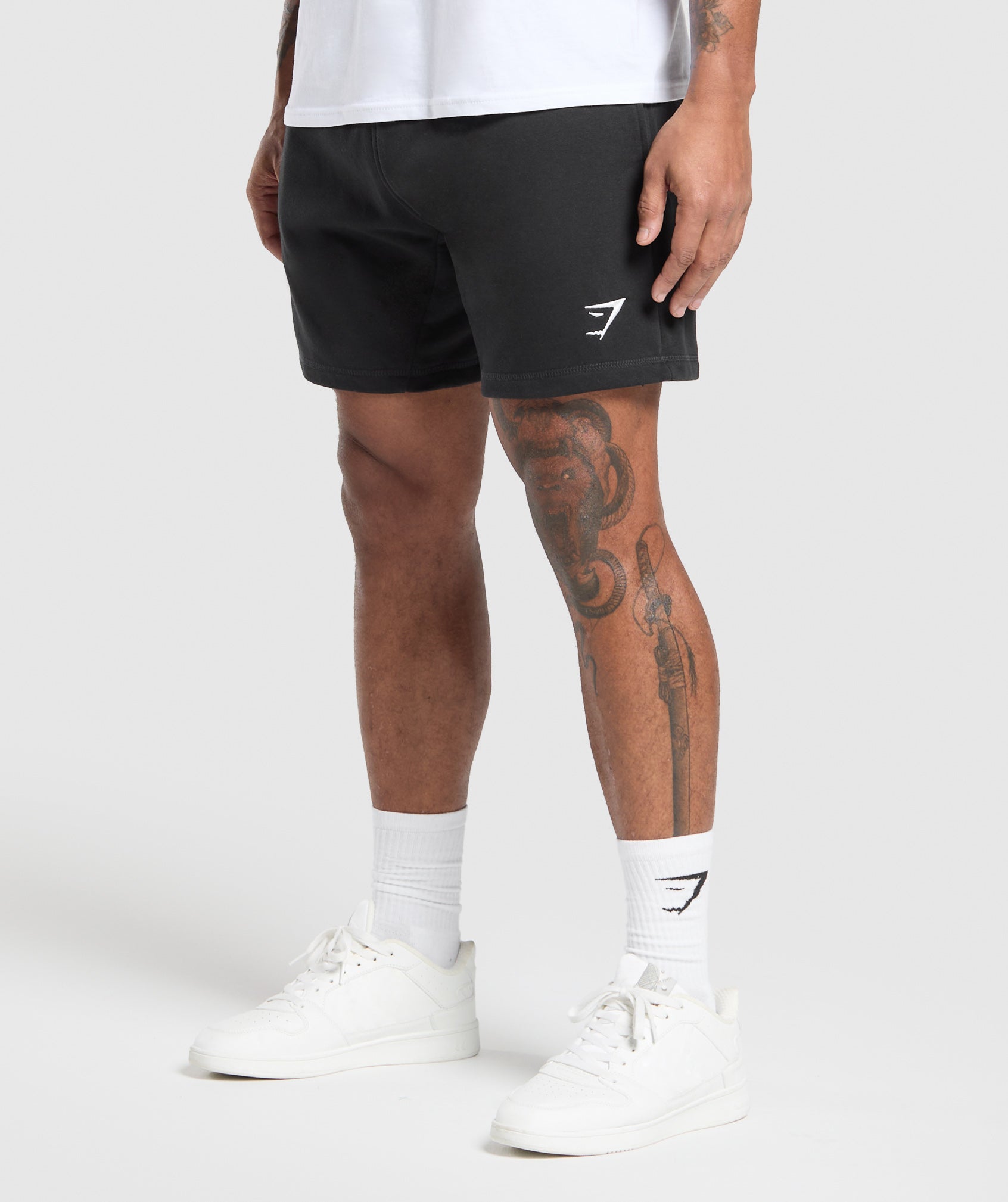 Gymshark Crest 7" Shorts Black