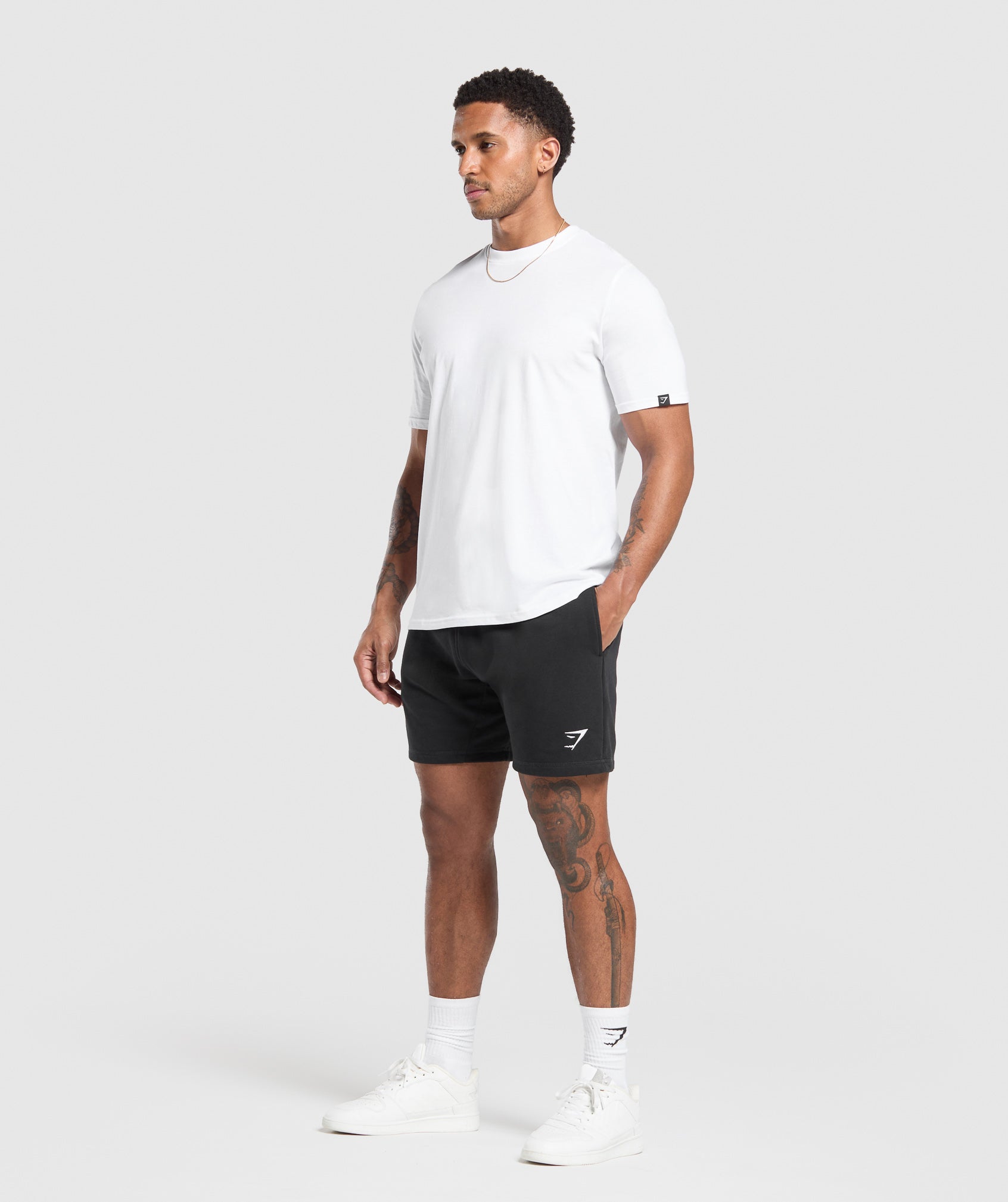 Gymshark Crest 7" Shorts Black