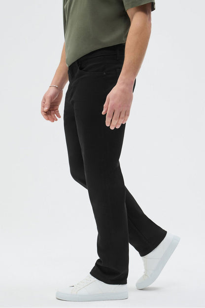 Fabletics The Modern Stretch Jean (Straight Fit)