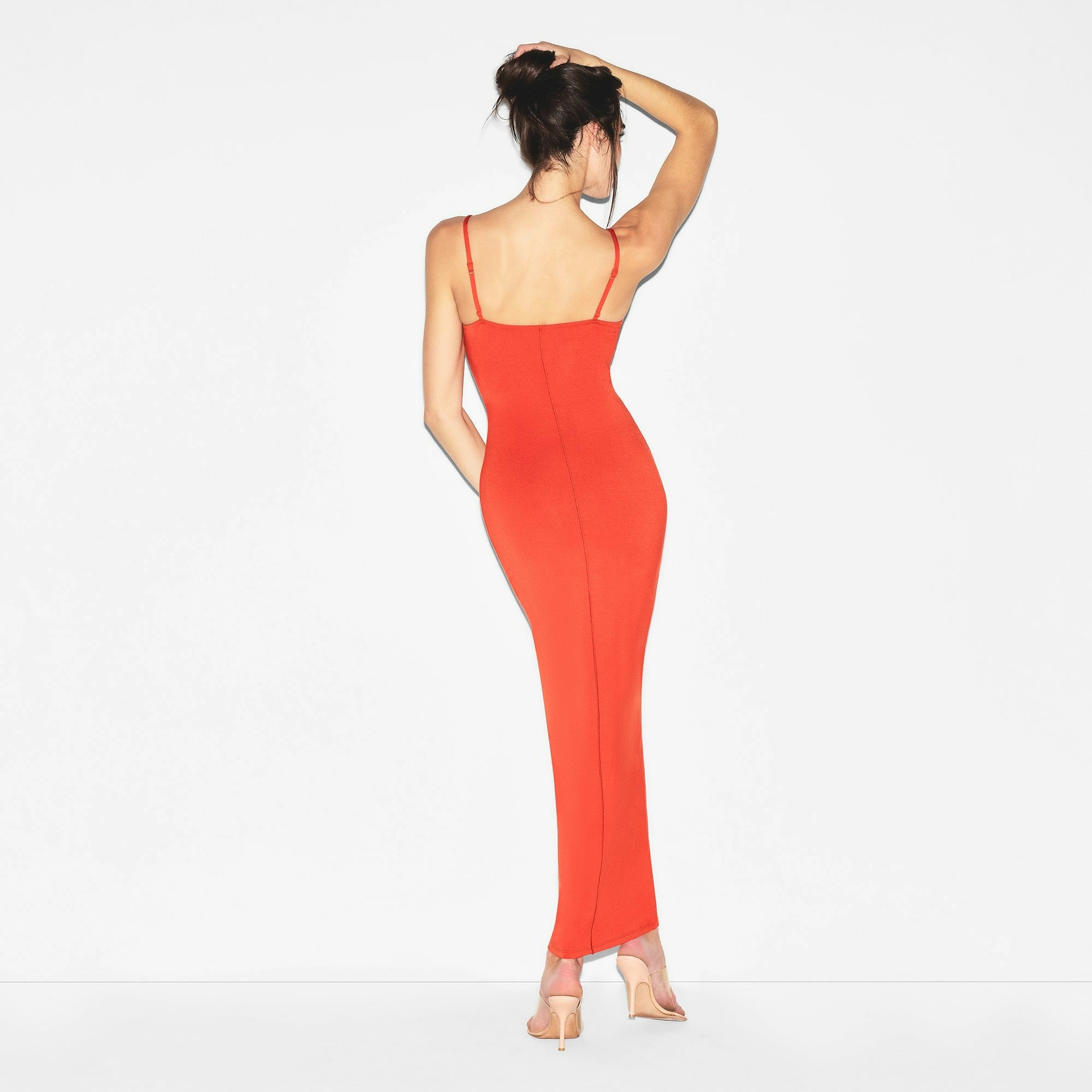 SMOOTH LAYERS SCOOP NECK LONG DRESS
