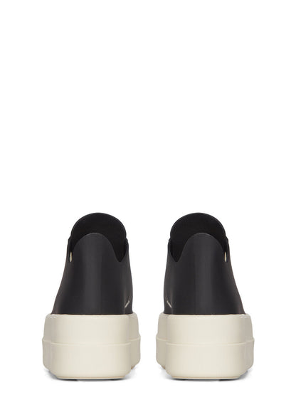 #color_black-milk-milk