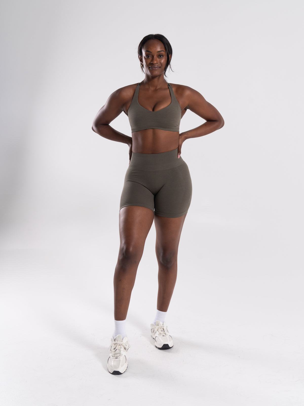 Alphalete Women's Pump High Rise Short