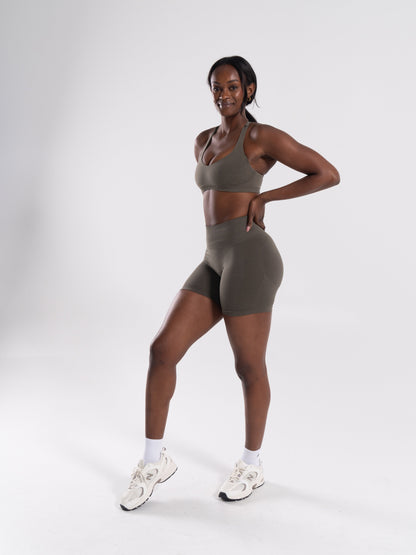 Alphalete Women's Pump High Rise Short