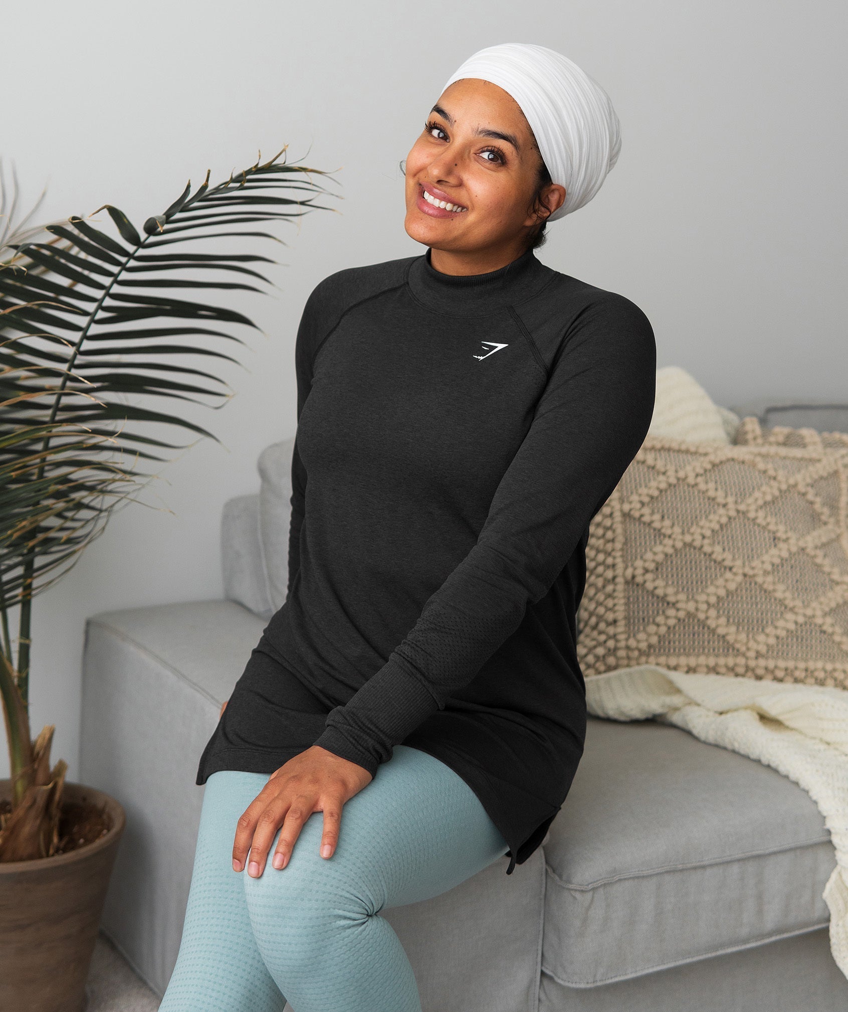 Women's Gymshark Vital Long Line Top Black Marl