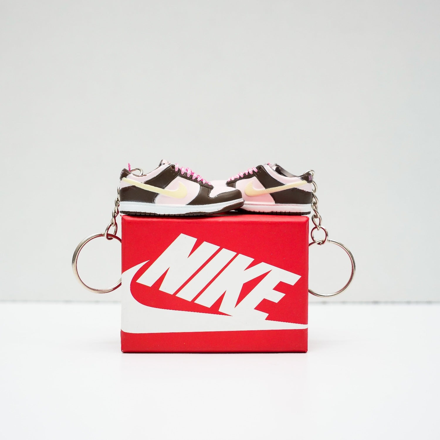 3D Sneaker Keychain With Box | Jordan keychain with box | Kicks Machine