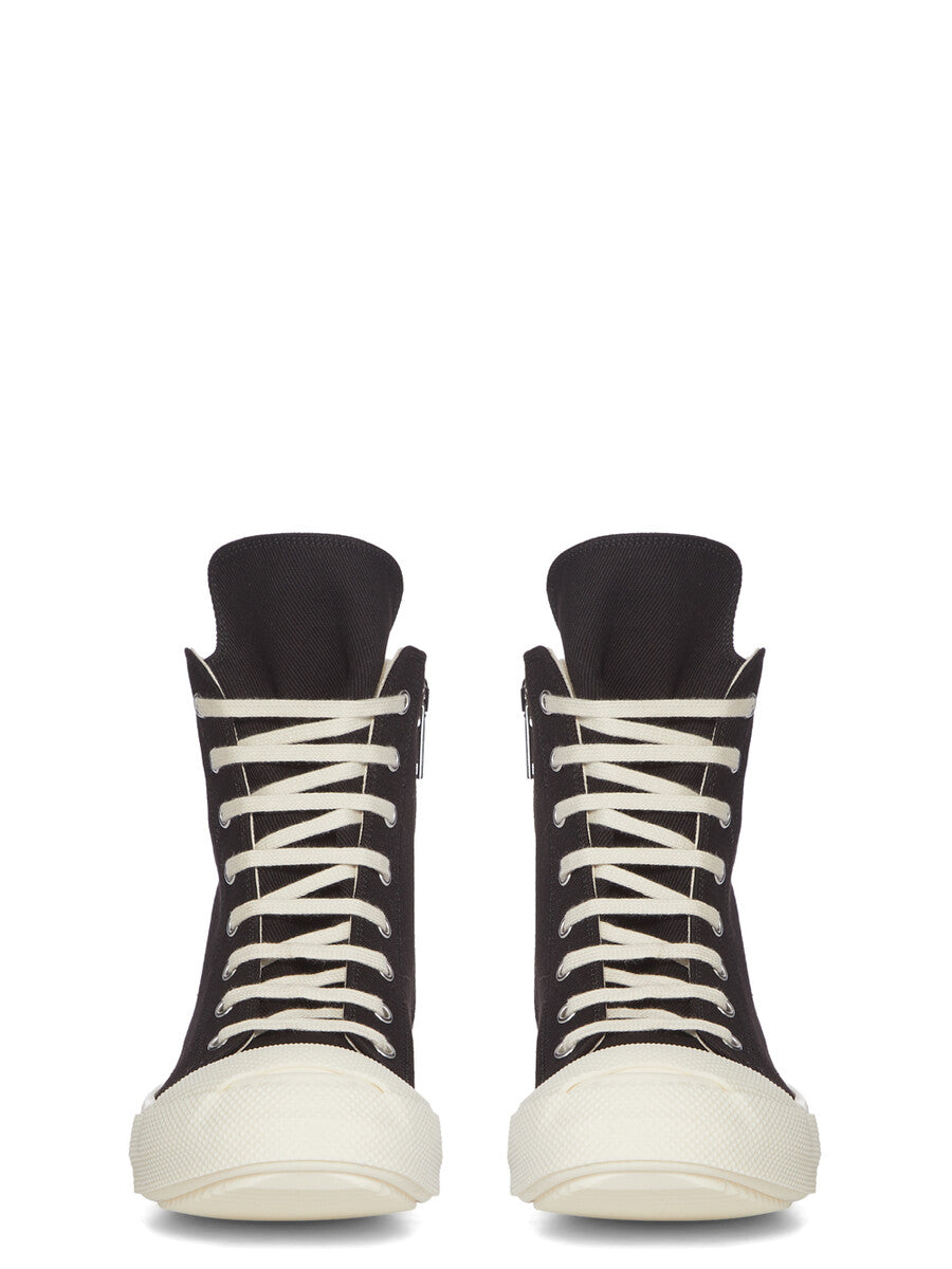 #color_black-milk-milk-milk