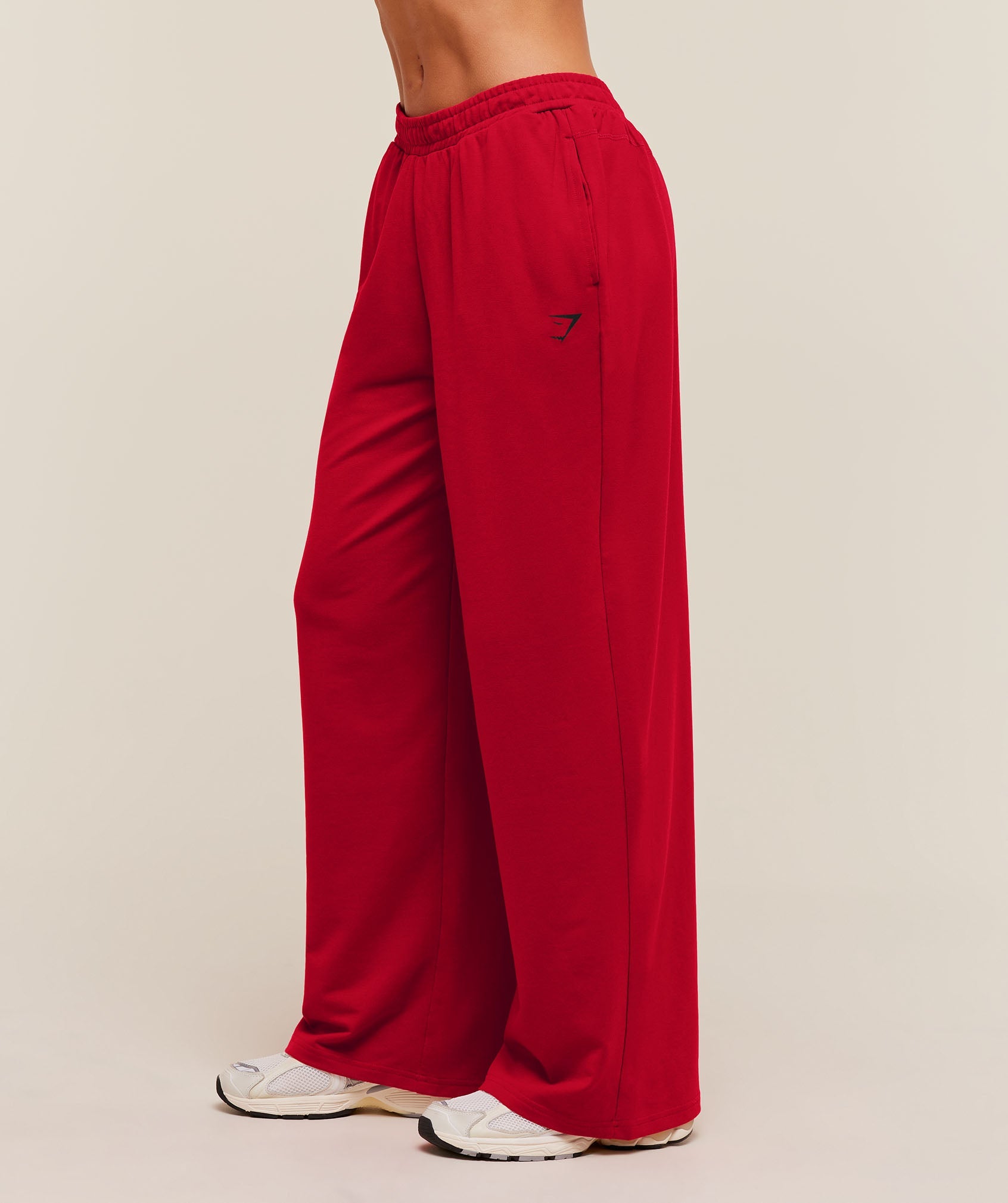 Women's Gymshark Lifting Dipped Waistband Pants Carmine Red