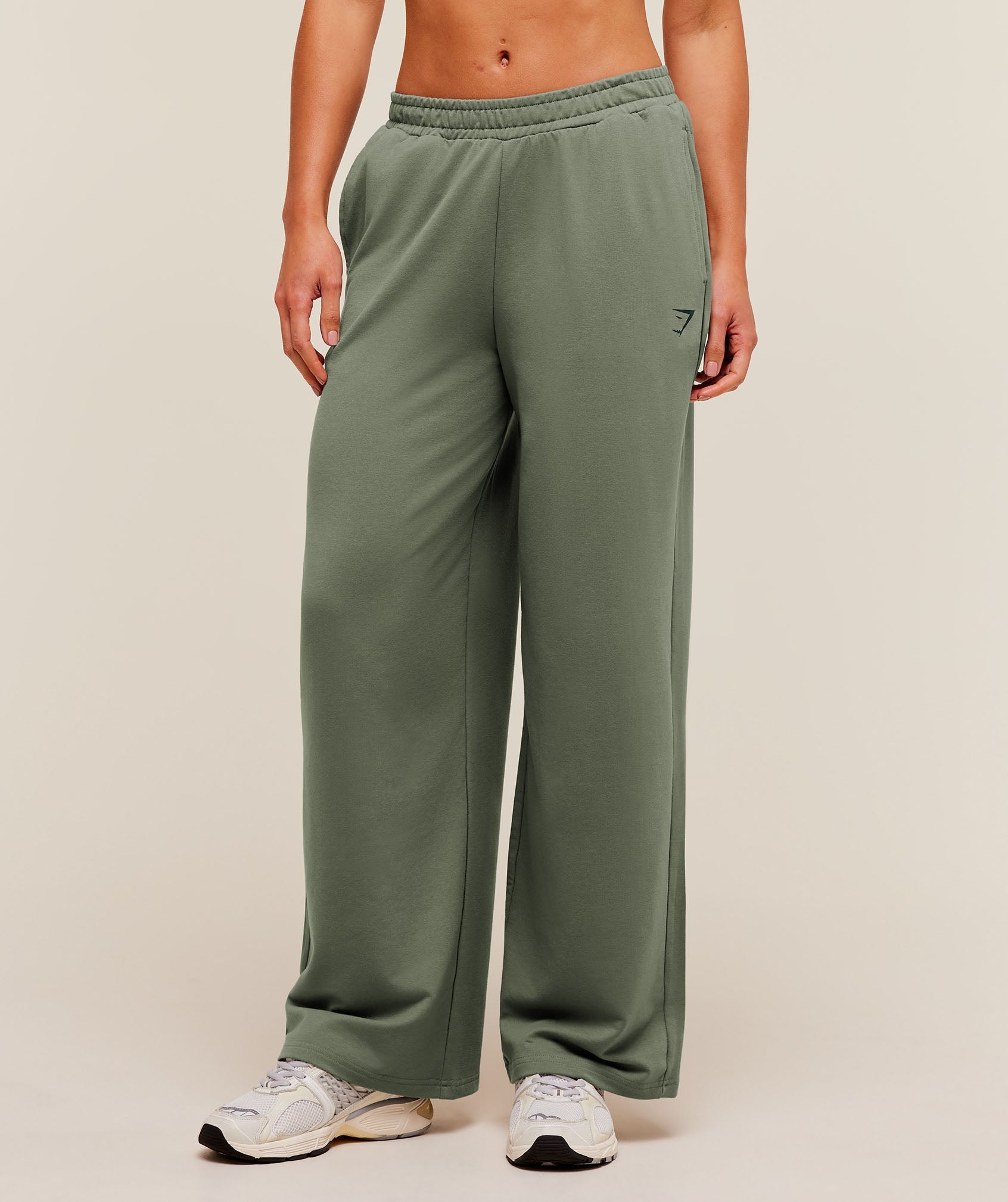 Women's Gymshark Lifting Dipped Waistband Pants Unit Green