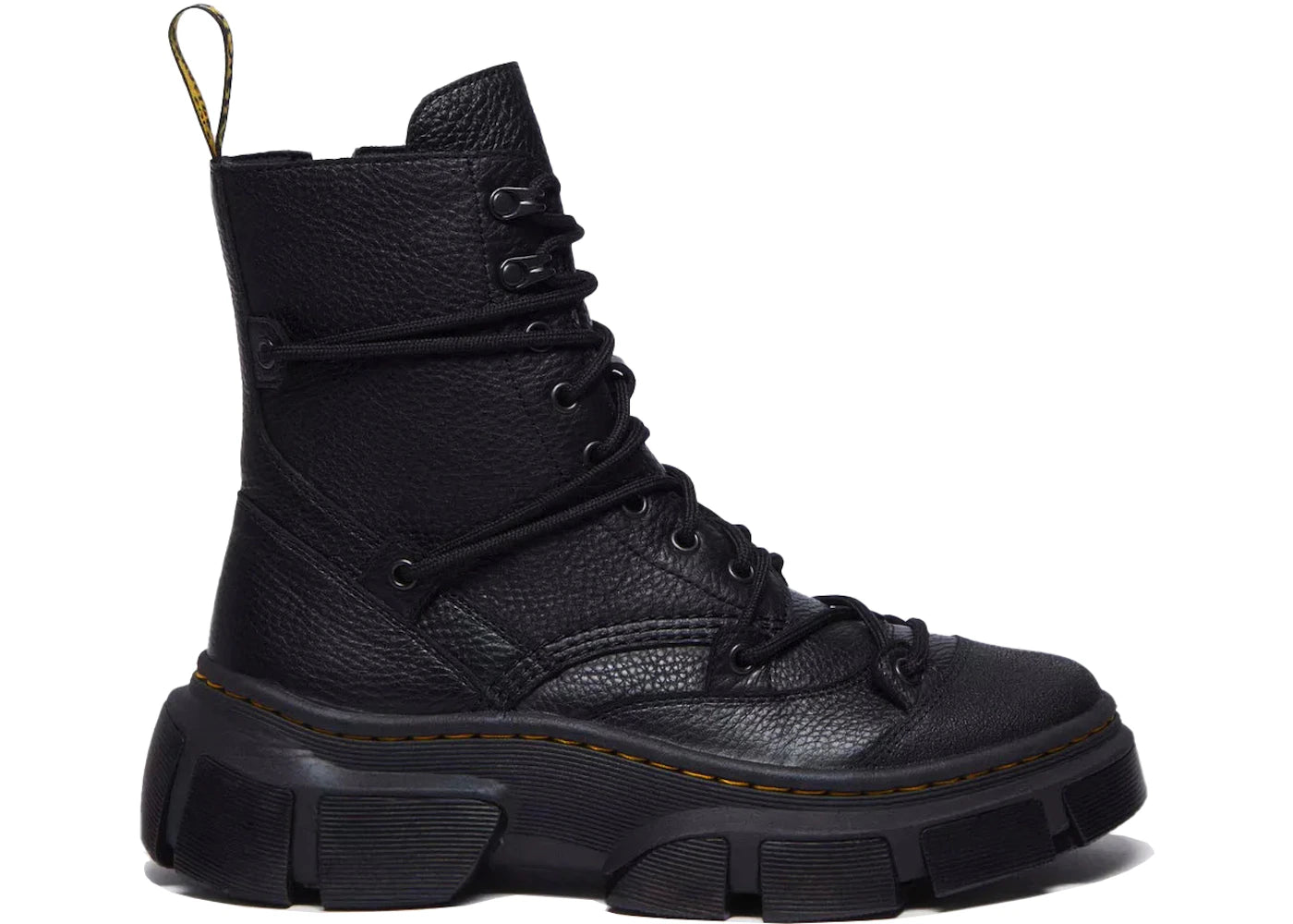 Dr. Martens Dmxl 8-Eye Boot Black