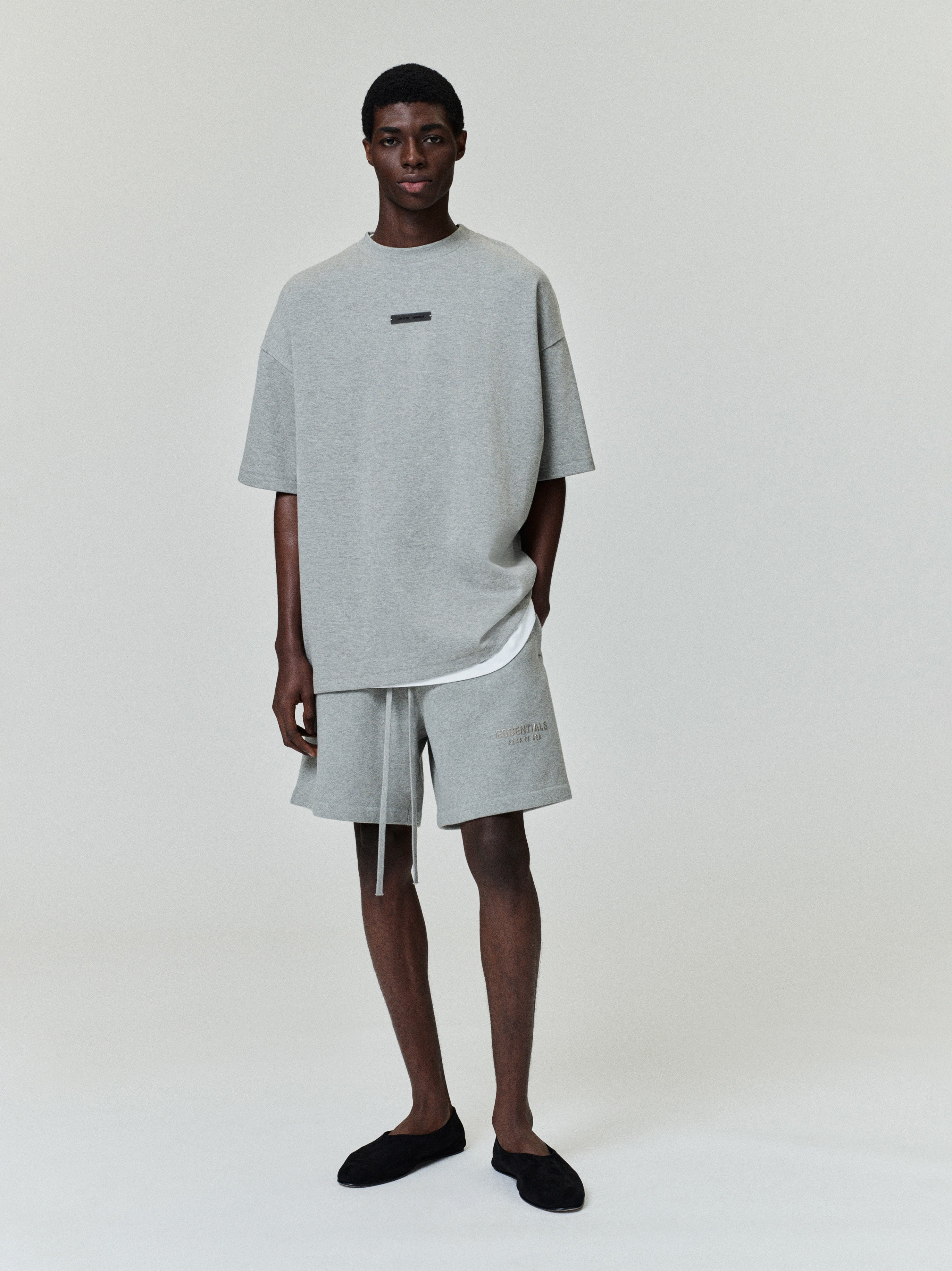 Essentials Classic Fleece Sweatshort Concrete Heather
