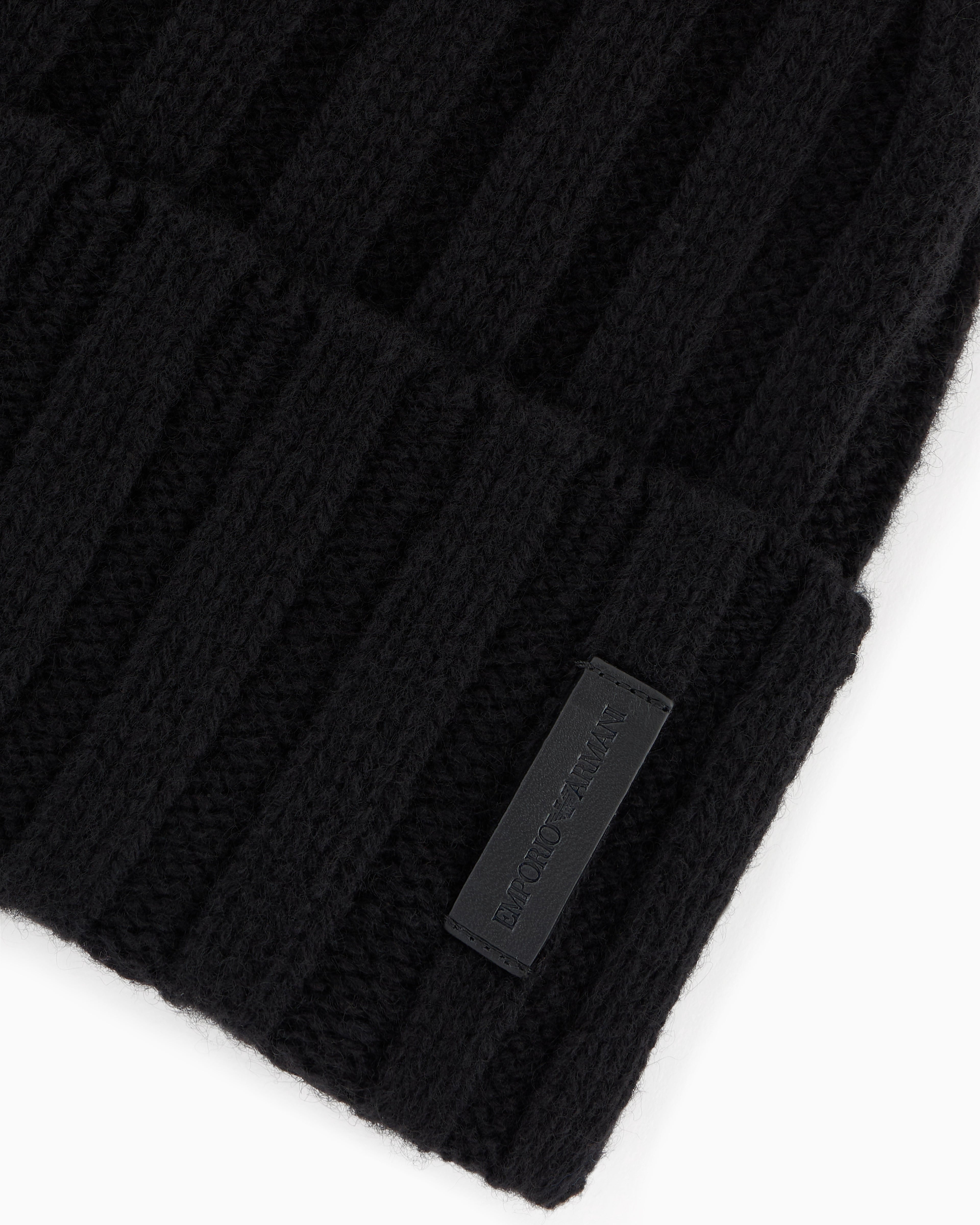Emporio Armani Pure cashmere, ribbed beanie