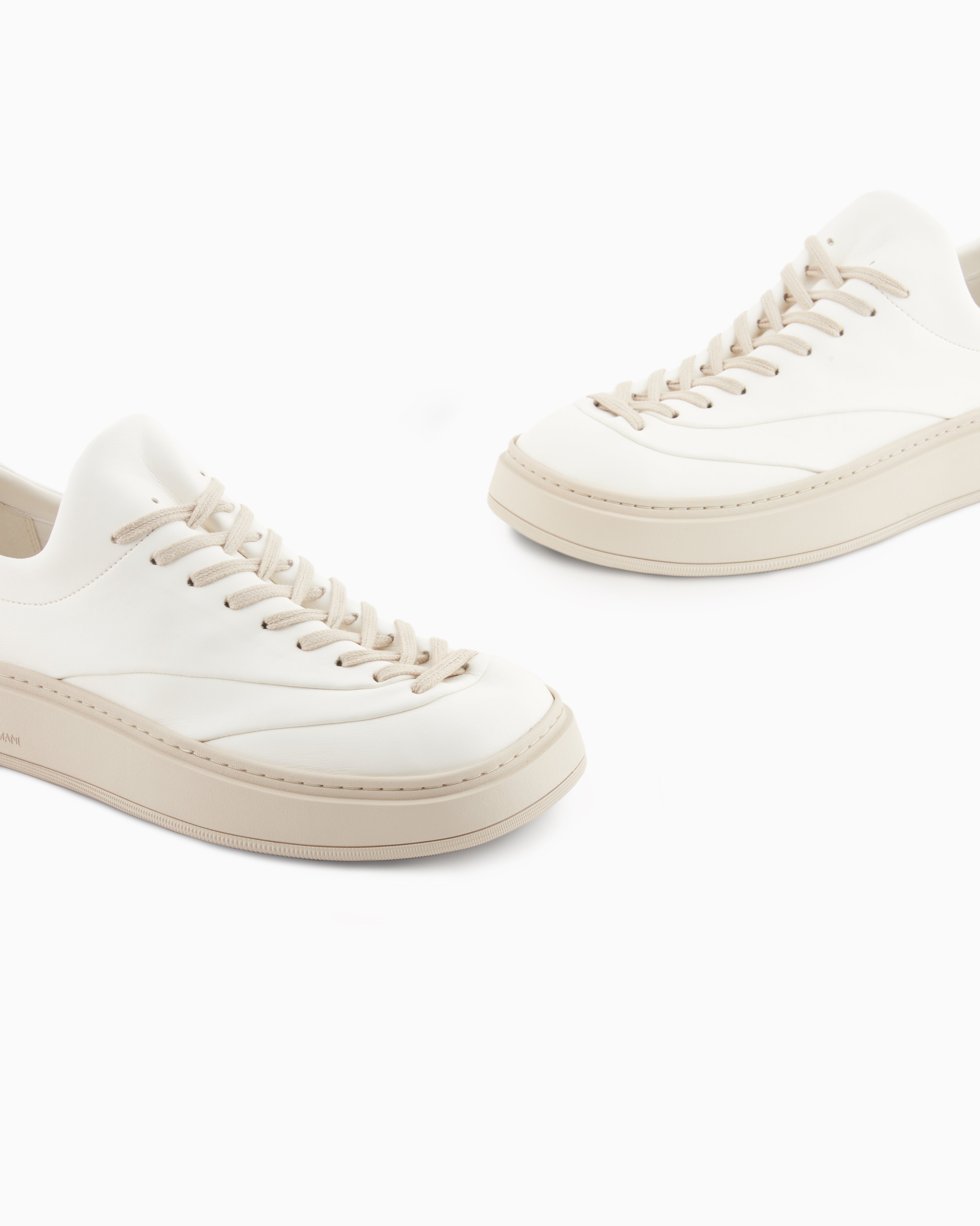 Emporio Armani Sneakers With Contrasting Laces White