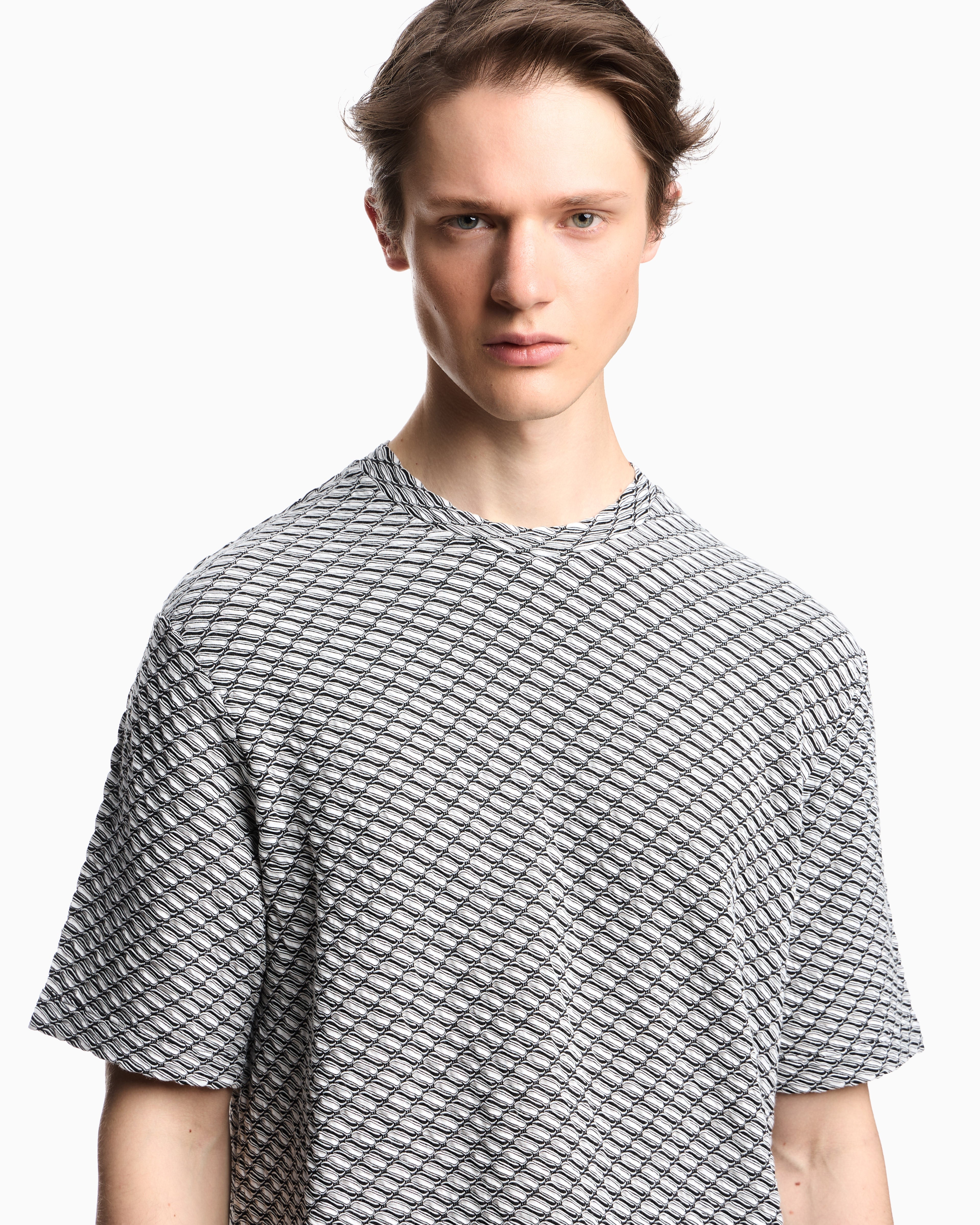 Emporio Armani Icon viscose-blend jacquard jersey jumper with op-art motif