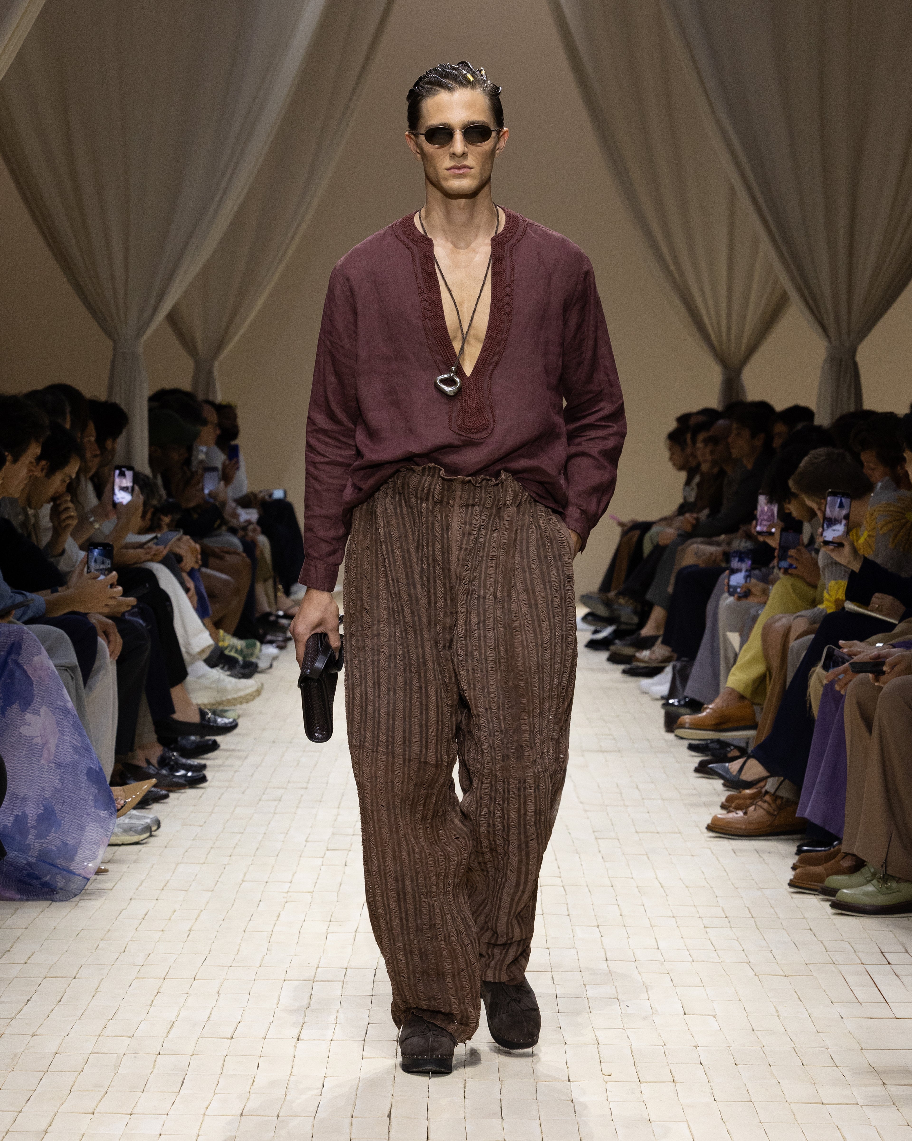 Emporio Armani Garment-dyed linen V-neck shirt with trim