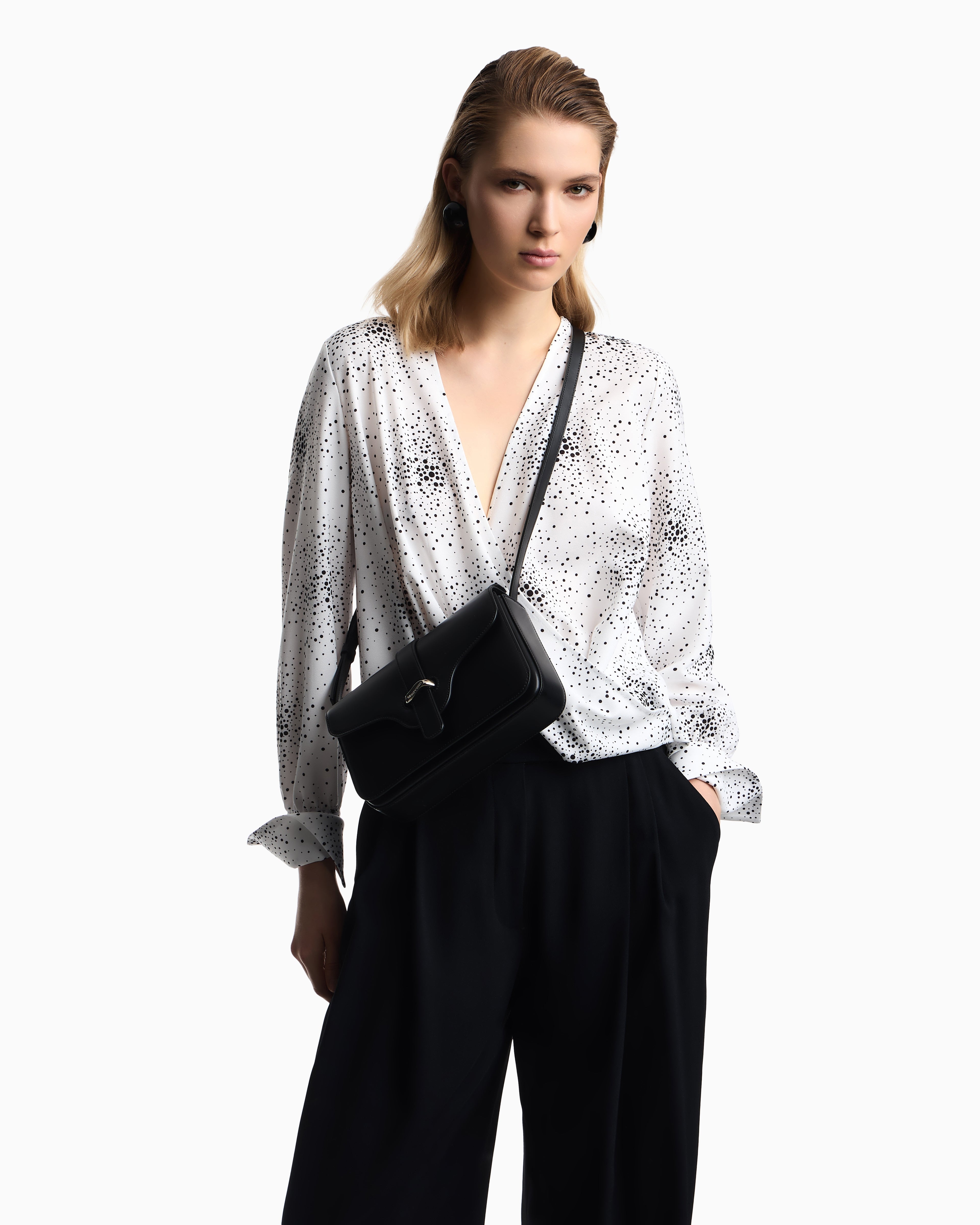 Emporio Armani Top handle bag in smooth leather with a metal clasp