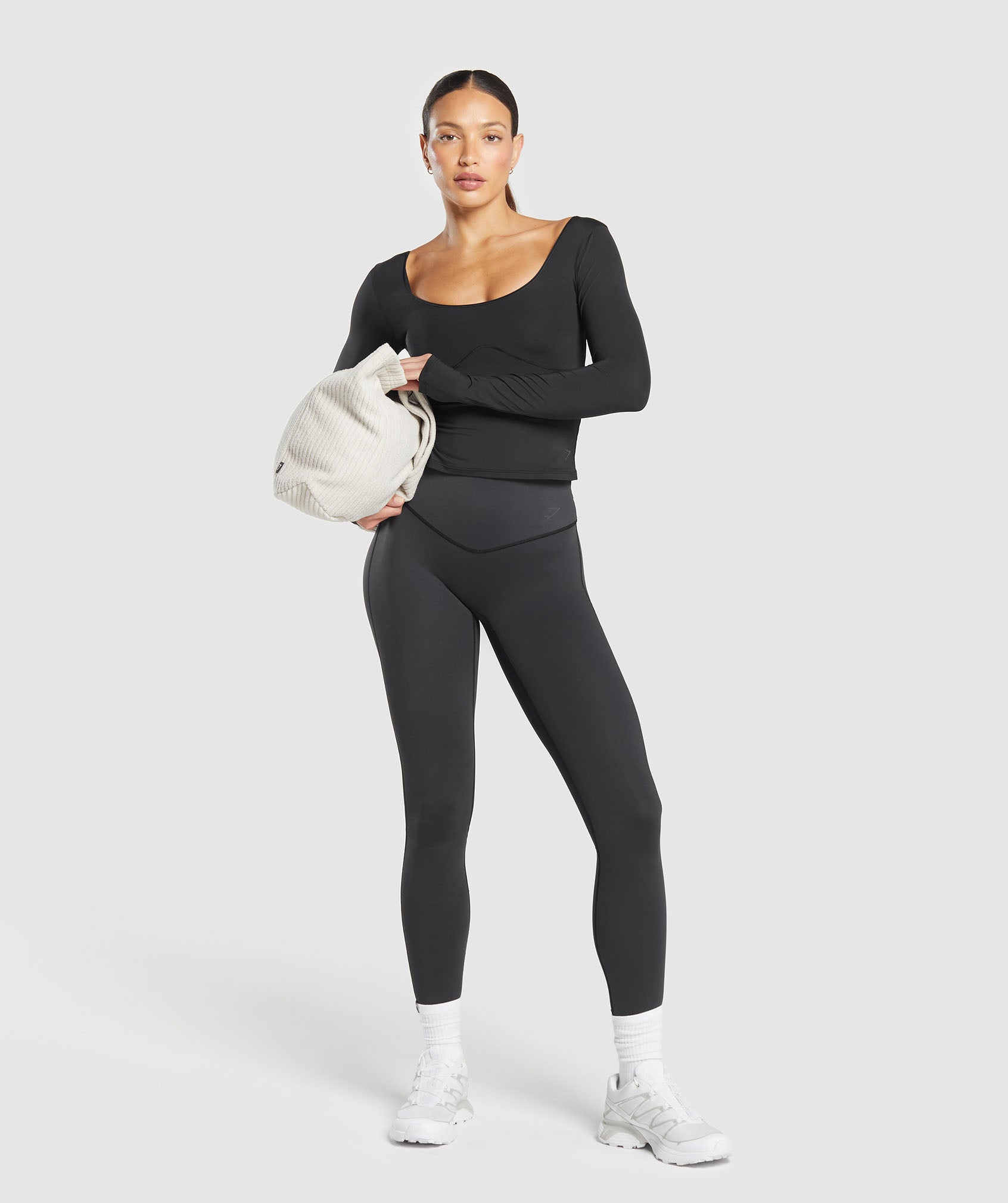 Women's Gymshark Elevate Long Sleeve Top Black