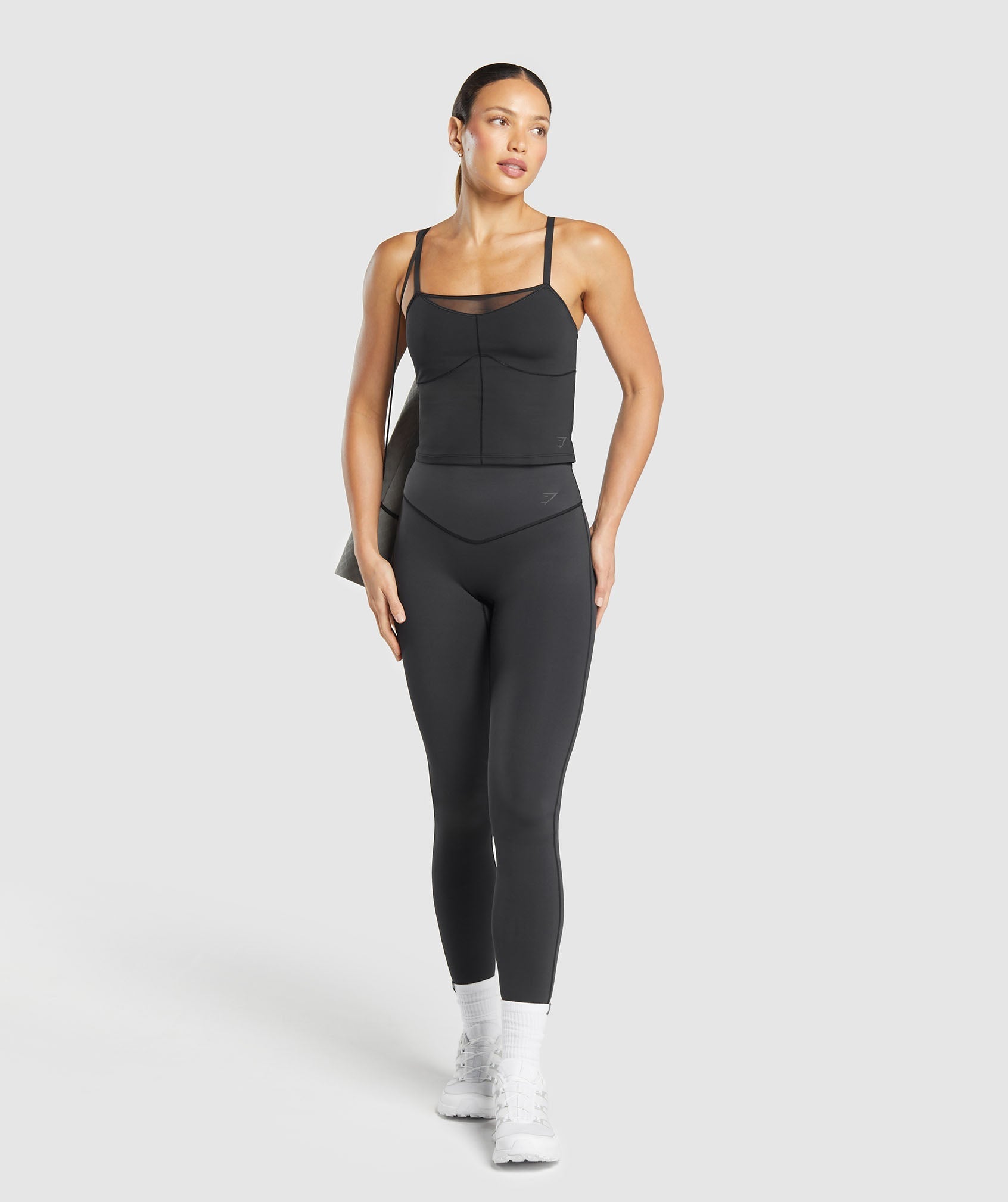Women's Gymshark Elevate Mesh Tank With Shelf Black