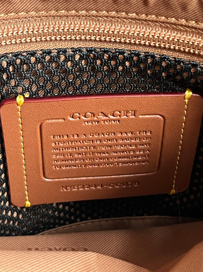 Club De Mode Coach Charter Crossbody 24 With Coach Badge