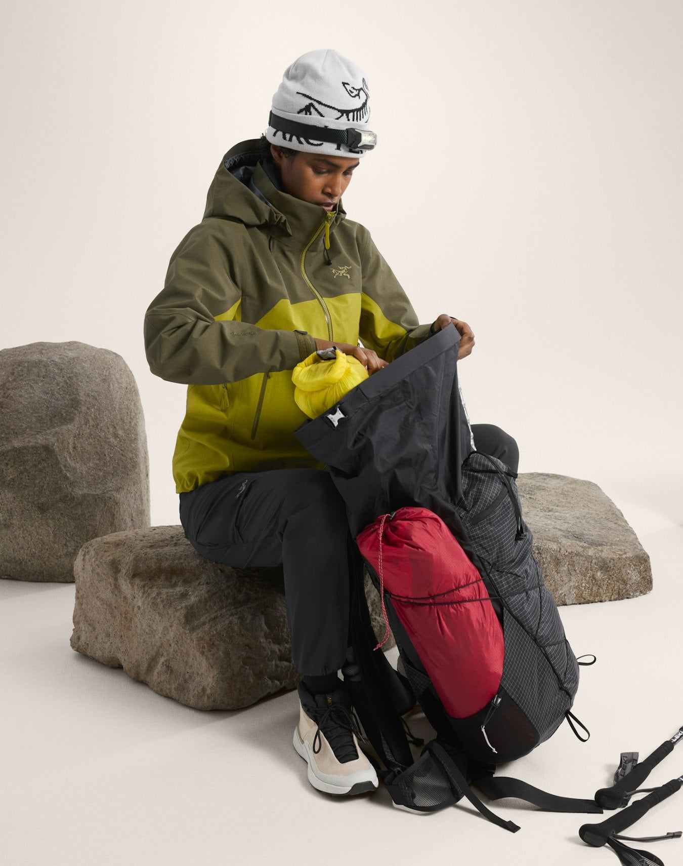 Arc'teryx Outlet Beta AR Jacket Women's Tatsu Olive Moss