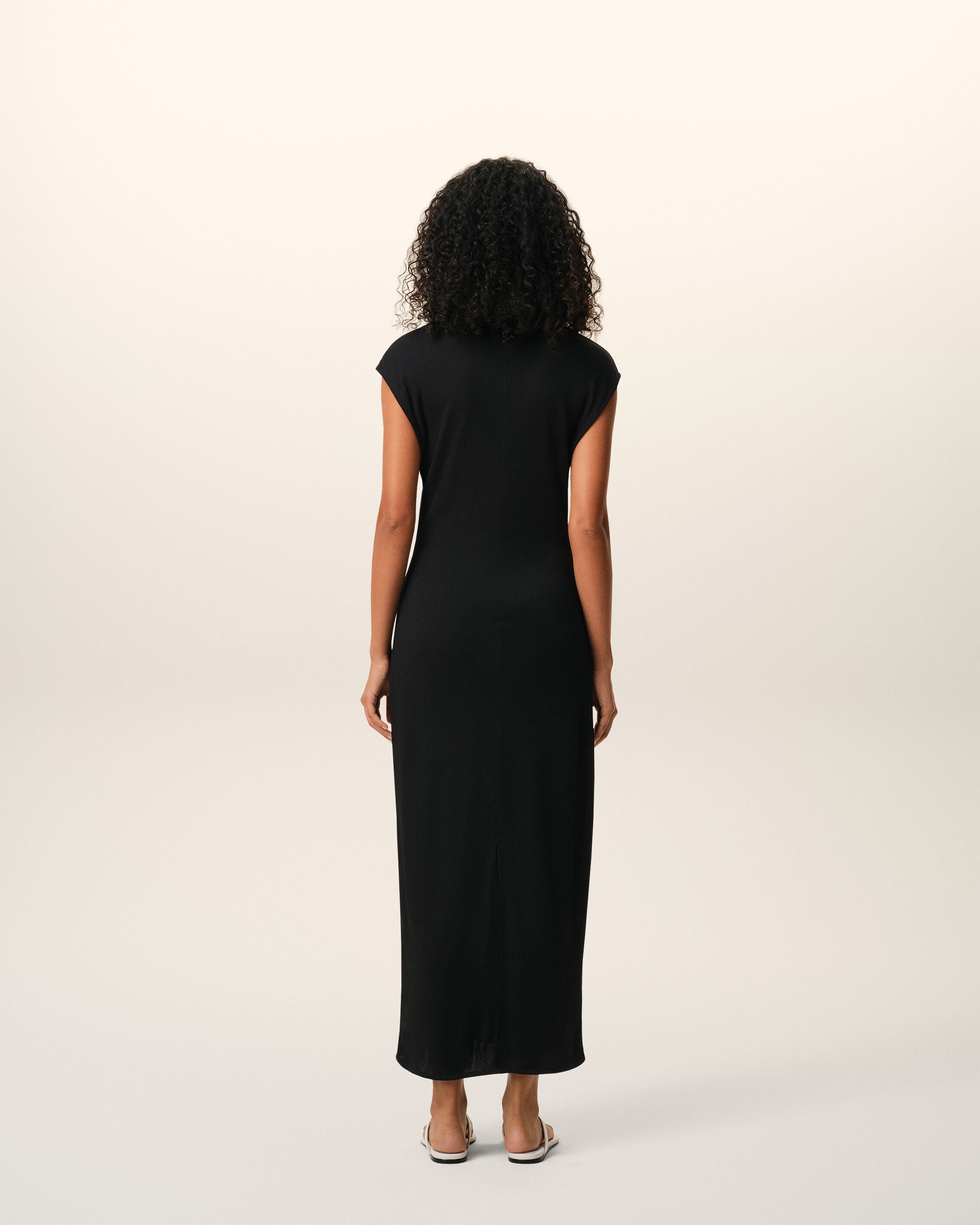 AmiParis Black Jersey Sleeveless Fitted Long  Dress Women's
