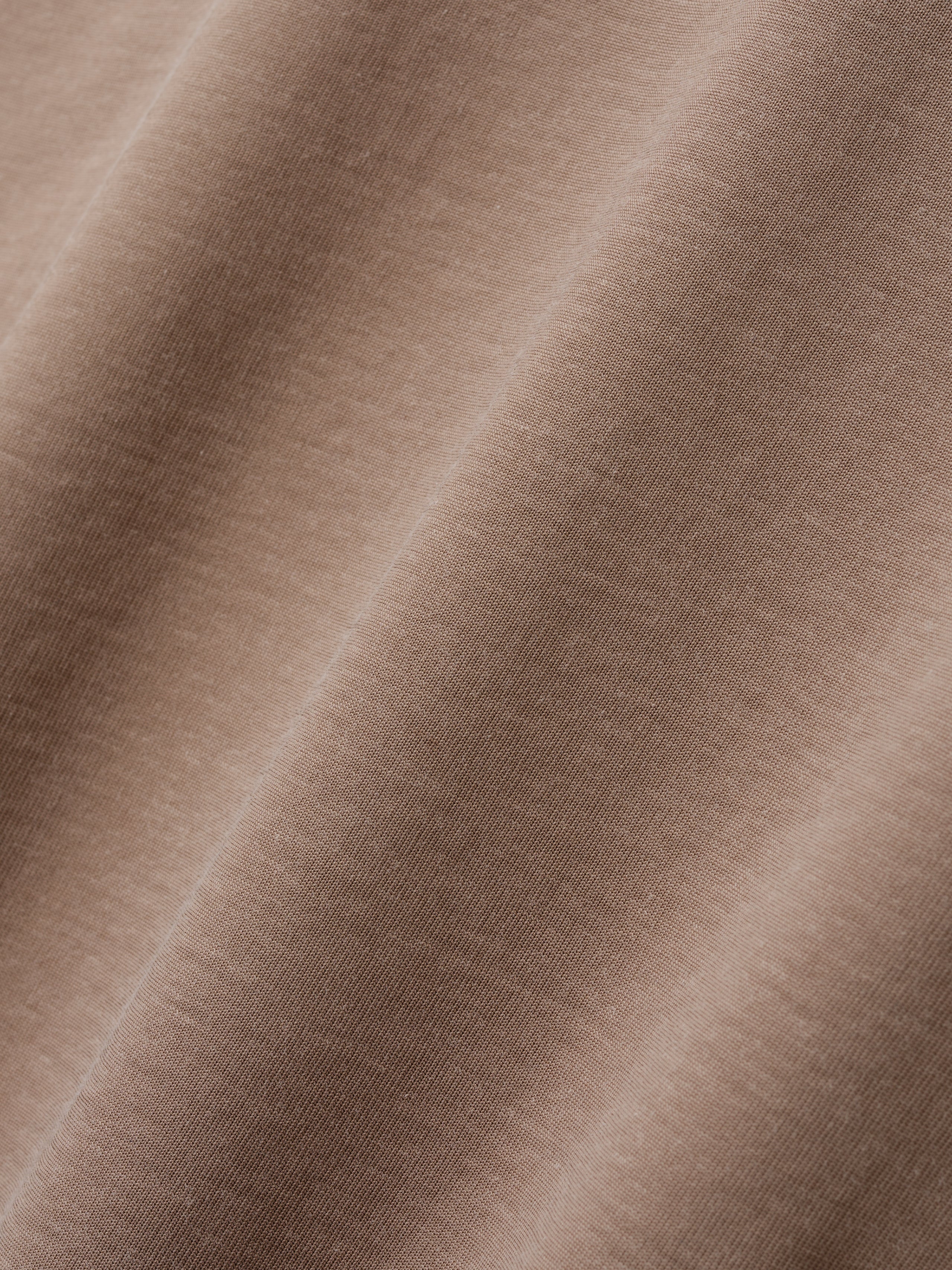 Essentials Clean Neck Short Sleeve Tee Dune Pearl