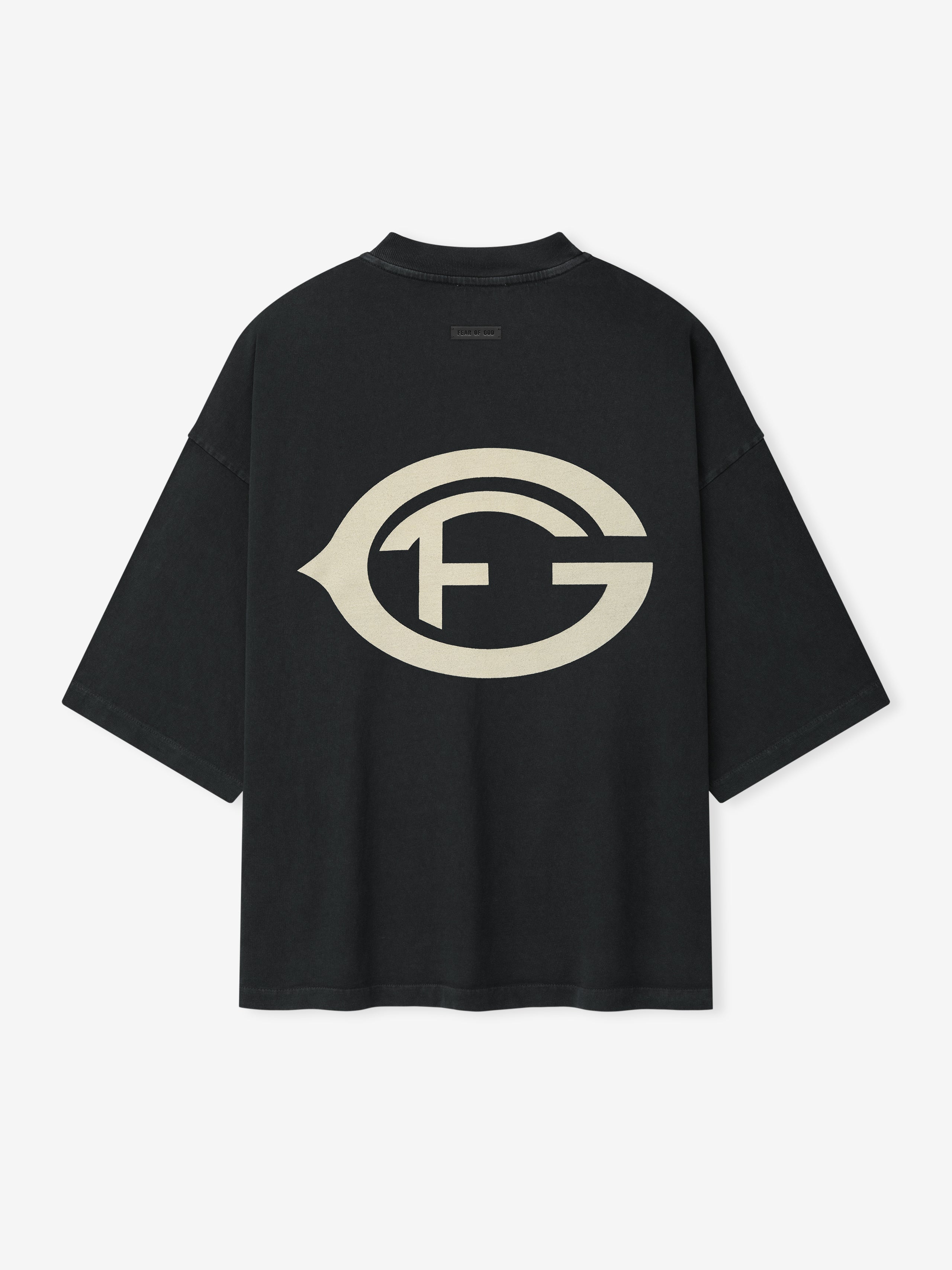 Essentials 26 Tee Black