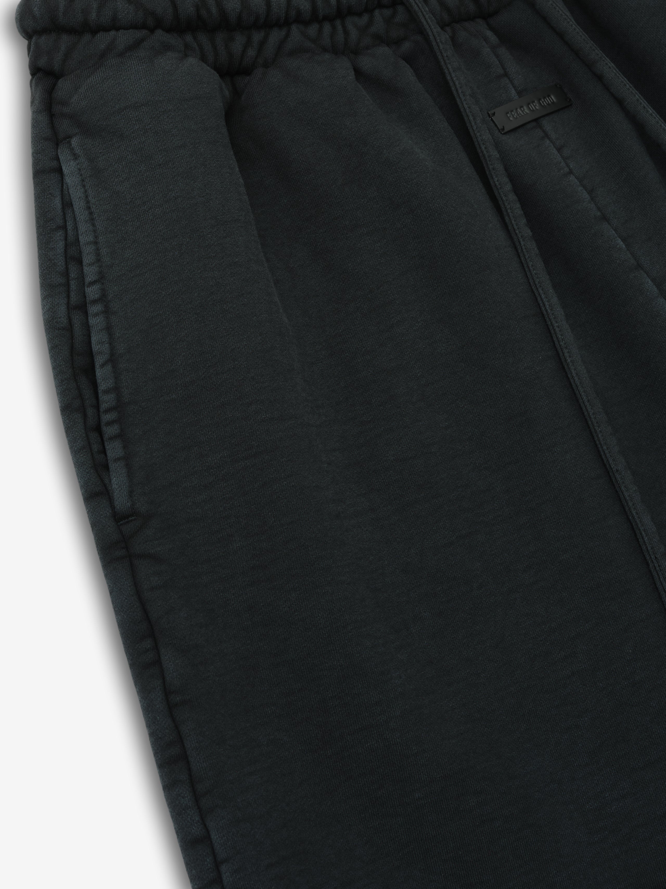 Essentials Sunfaded Vacation Sweatshort Black
