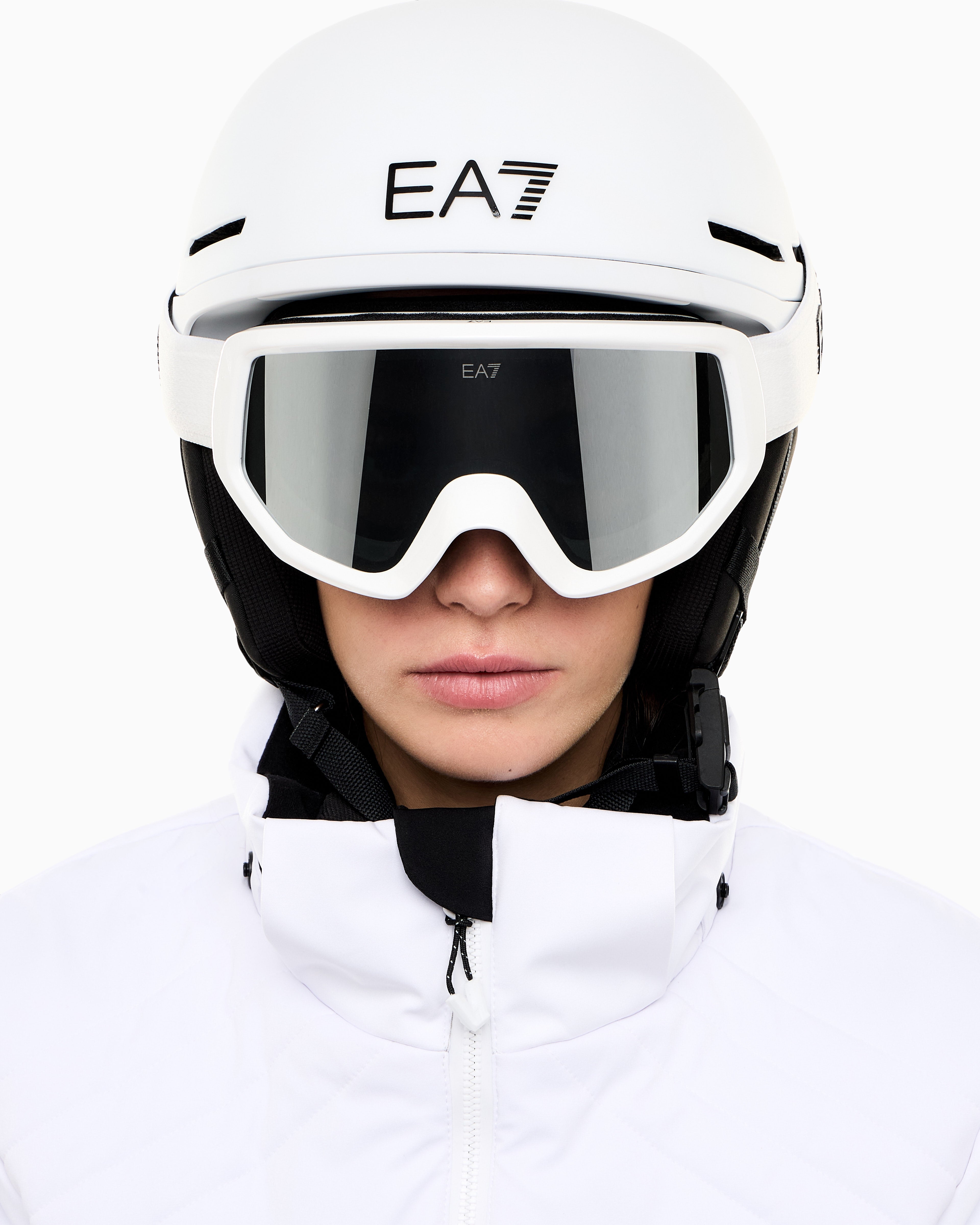 EA7 Vortan ski helmet