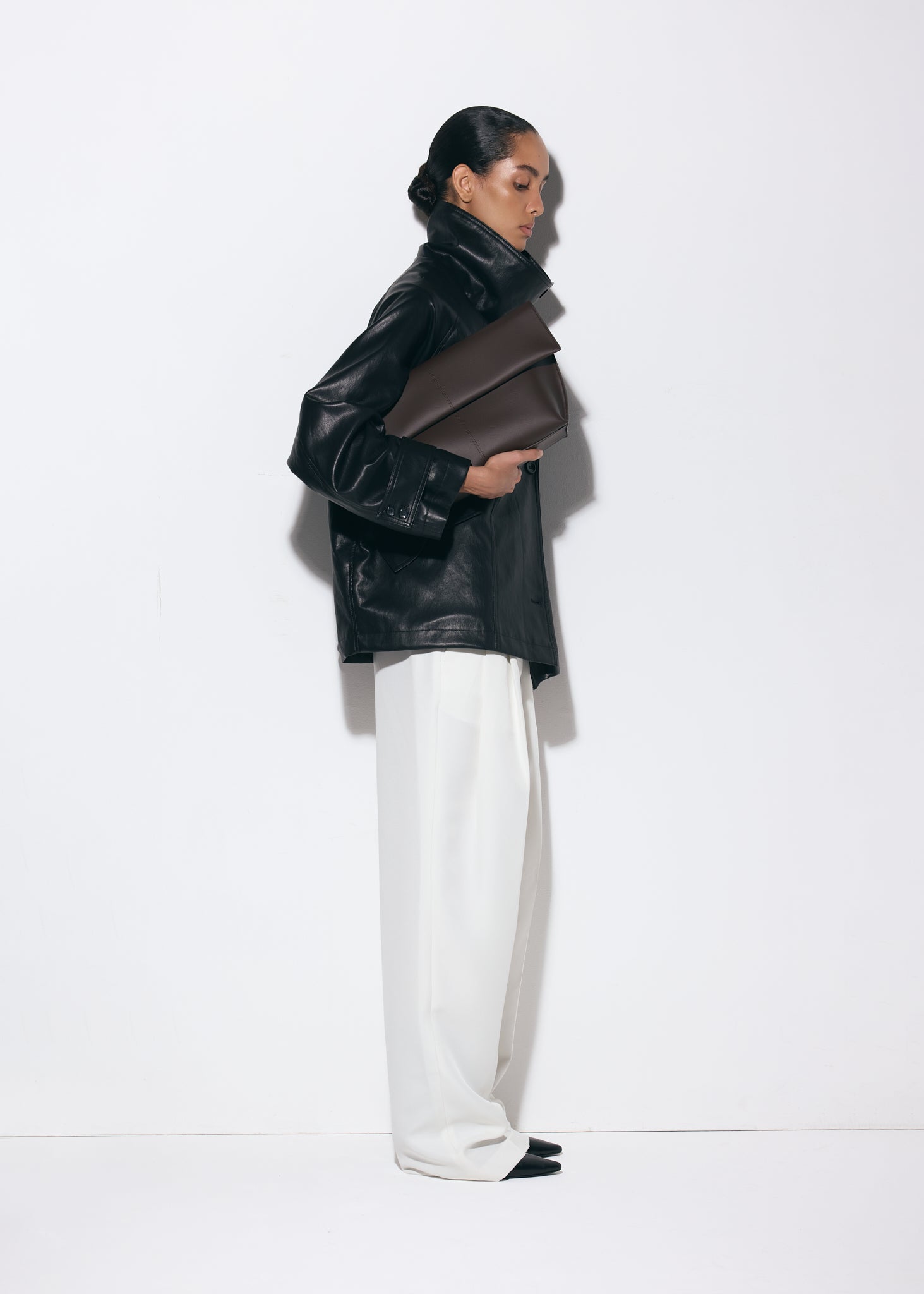 Freja Seamed Clutch Espresso