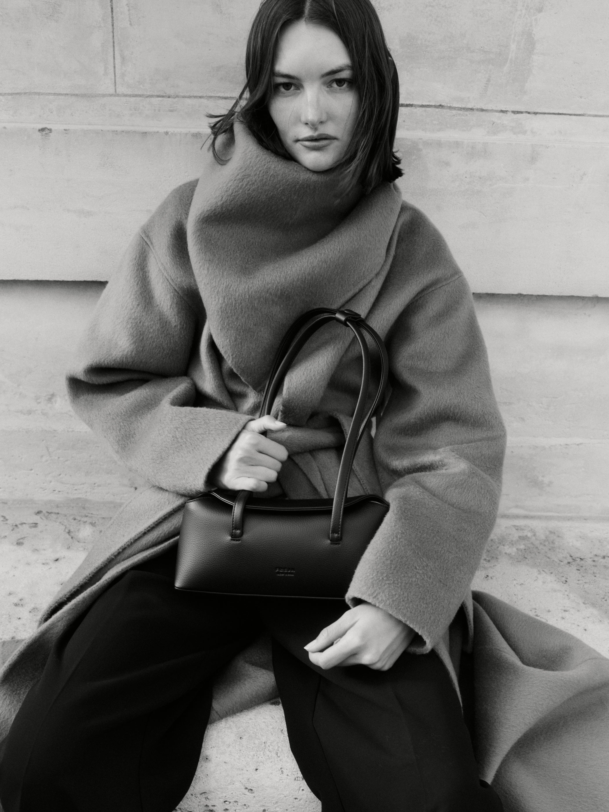 Freja Mini Chrystie Bag Black