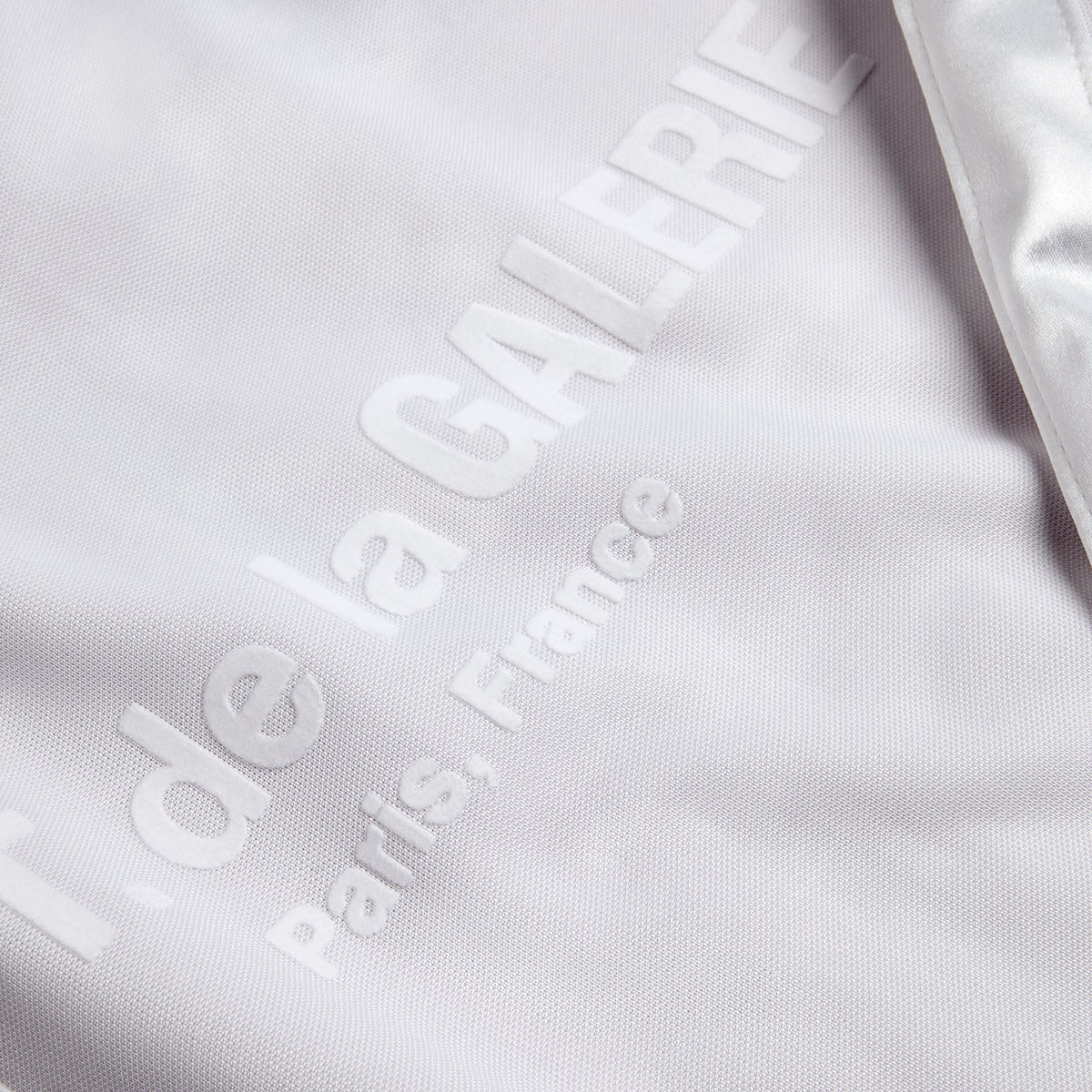 #color_white