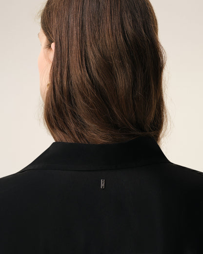 AmiParis Black Blended Silk Sharp Collar Adjusted Shirt Women's