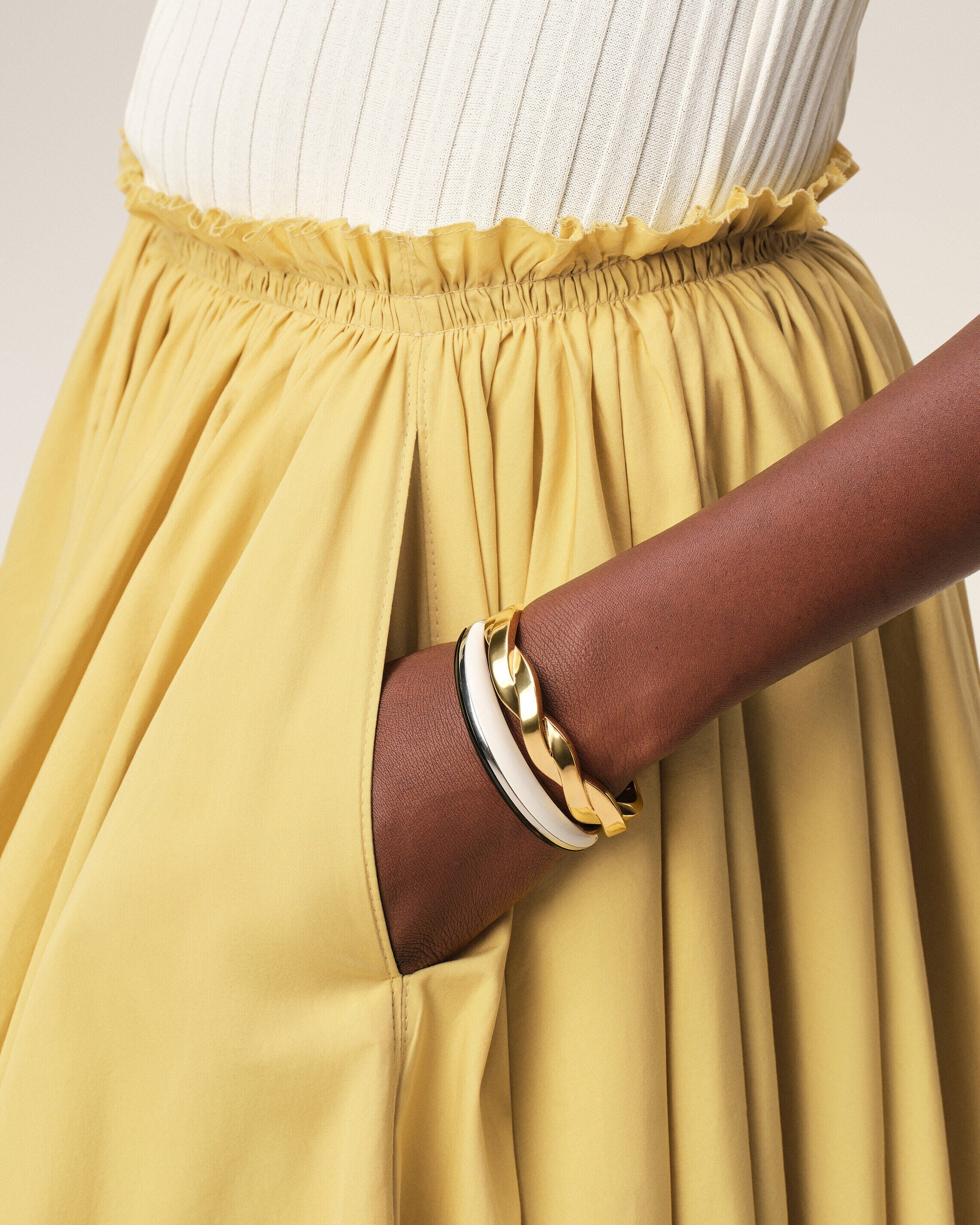 AmiParis Yellow Cotton Midi Corolla Skirt Women's